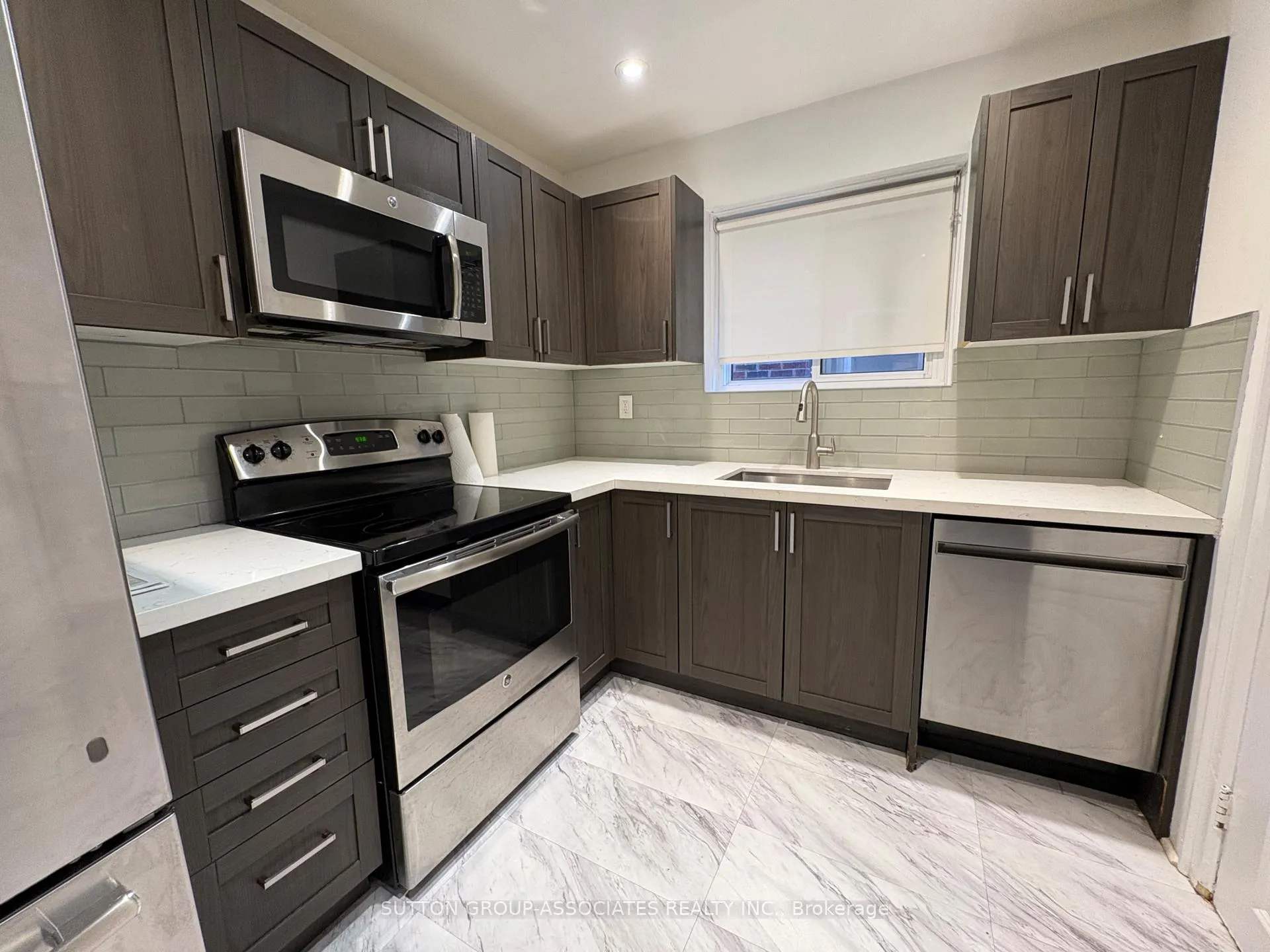 Photo 10 of Unit Main, 101 Burnside Drive, Toronto, Wychwood — HOMEH