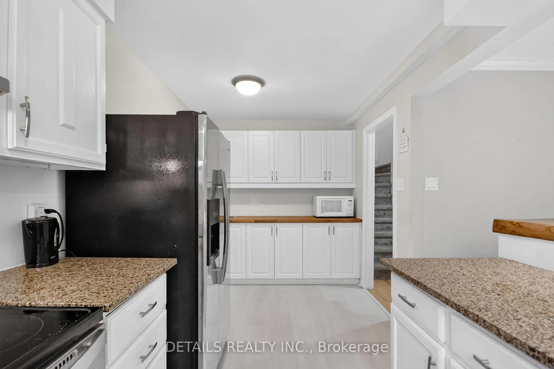 Photo 23 of 39 Sandhurst Court, Ottawa, Mooneys Bay/Riverside Park — HOMEH
