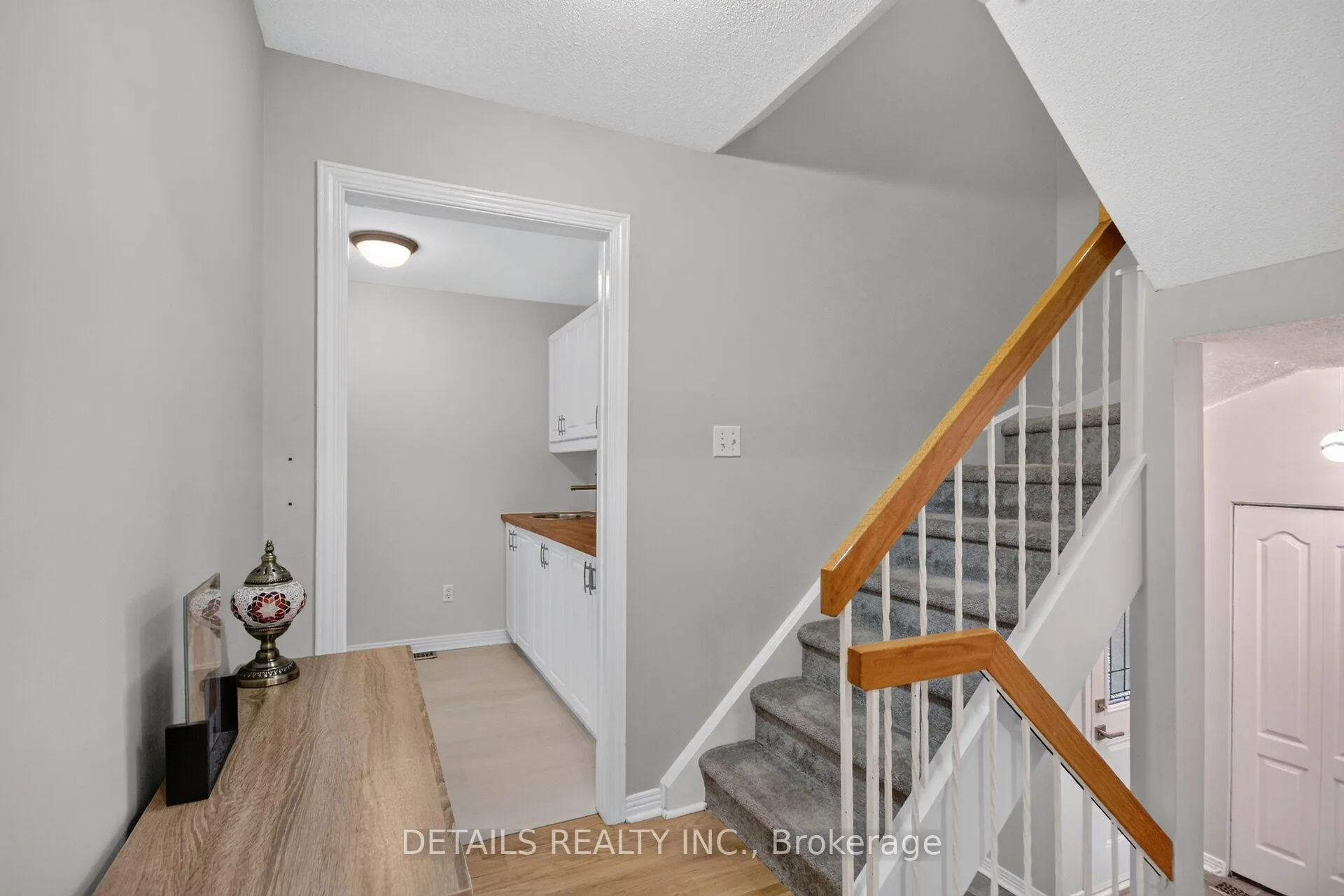 Photo 26 of 39 Sandhurst Court, Ottawa, Mooneys Bay/Riverside Park — HOMEH