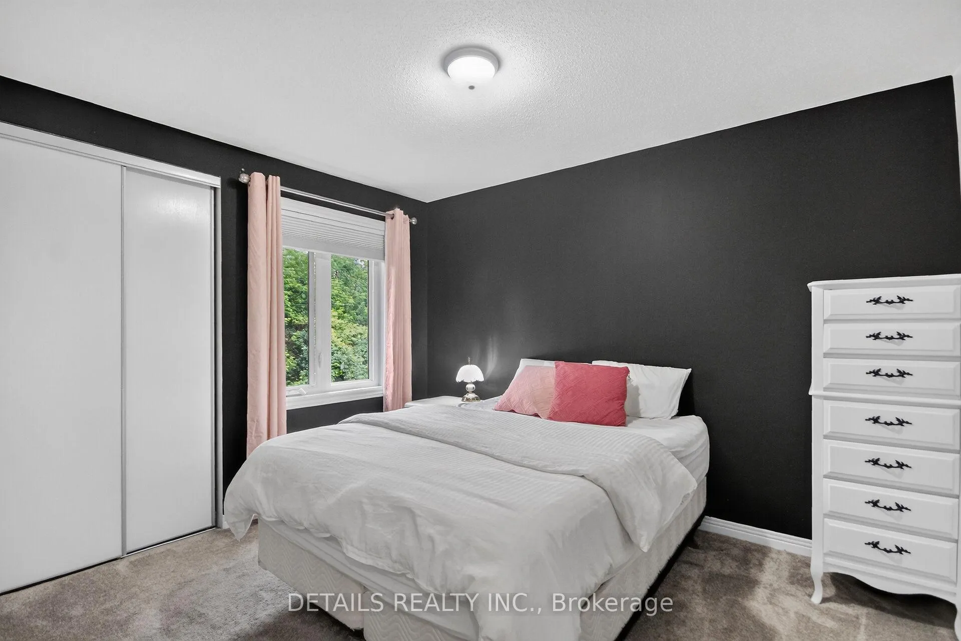 Photo 33 of 39 Sandhurst Court, Ottawa, Mooneys Bay/Riverside Park — HOMEH