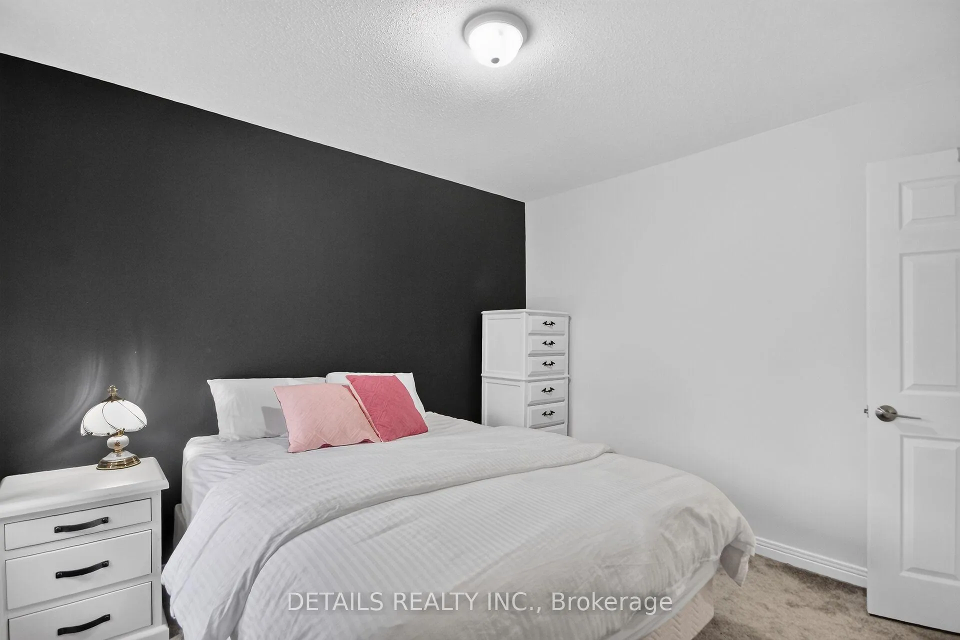 Photo 34 of 39 Sandhurst Court, Ottawa, Mooneys Bay/Riverside Park — HOMEH
