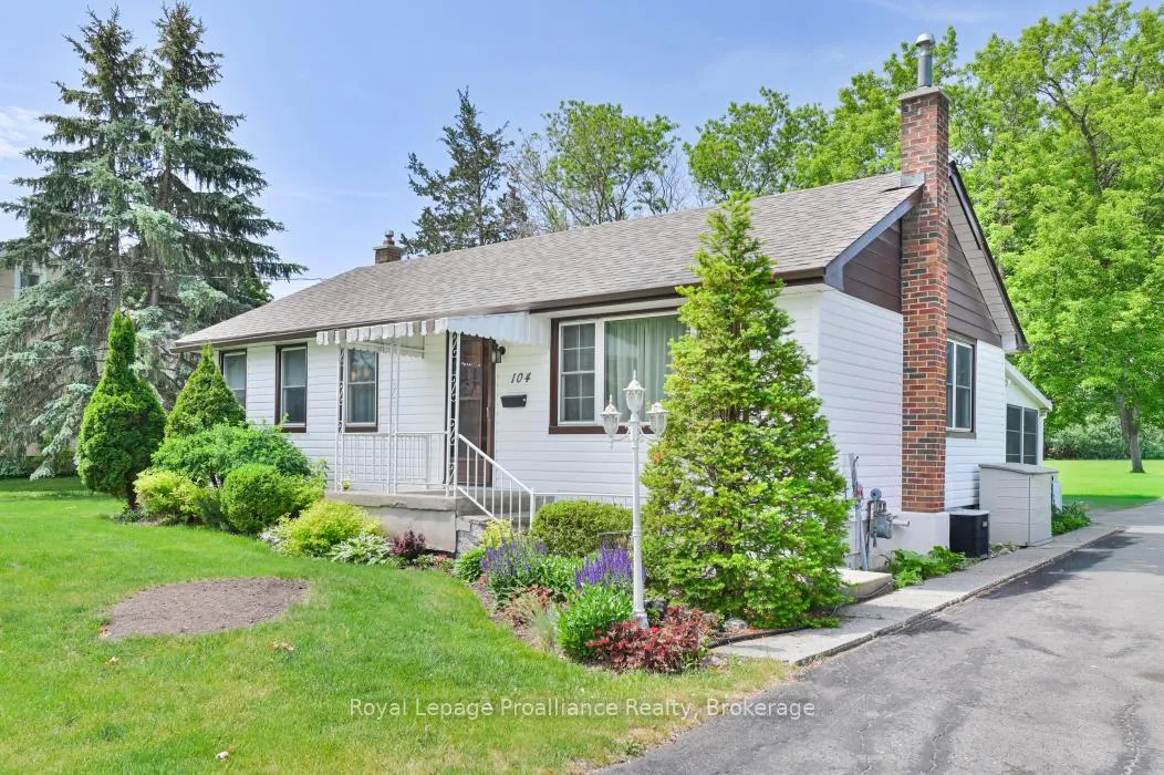 Photo 1 of 104 Frank Street, Belleville, Belleville Ward — HOMEH