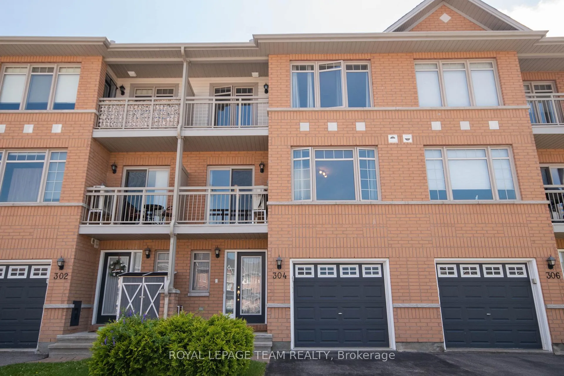 Photo 1 of 304 Citiplace Drive, Ottawa, Merivale Industrial Park/Citiplace — HOMEH