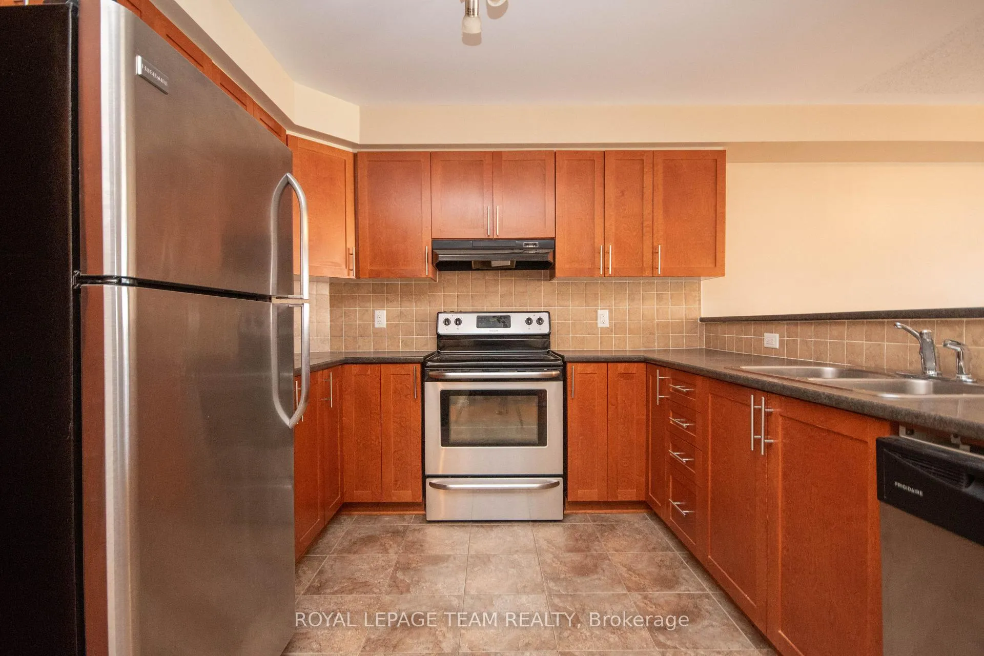 Photo 9 of 304 Citiplace Drive, Ottawa, Merivale Industrial Park/Citiplace — HOMEH