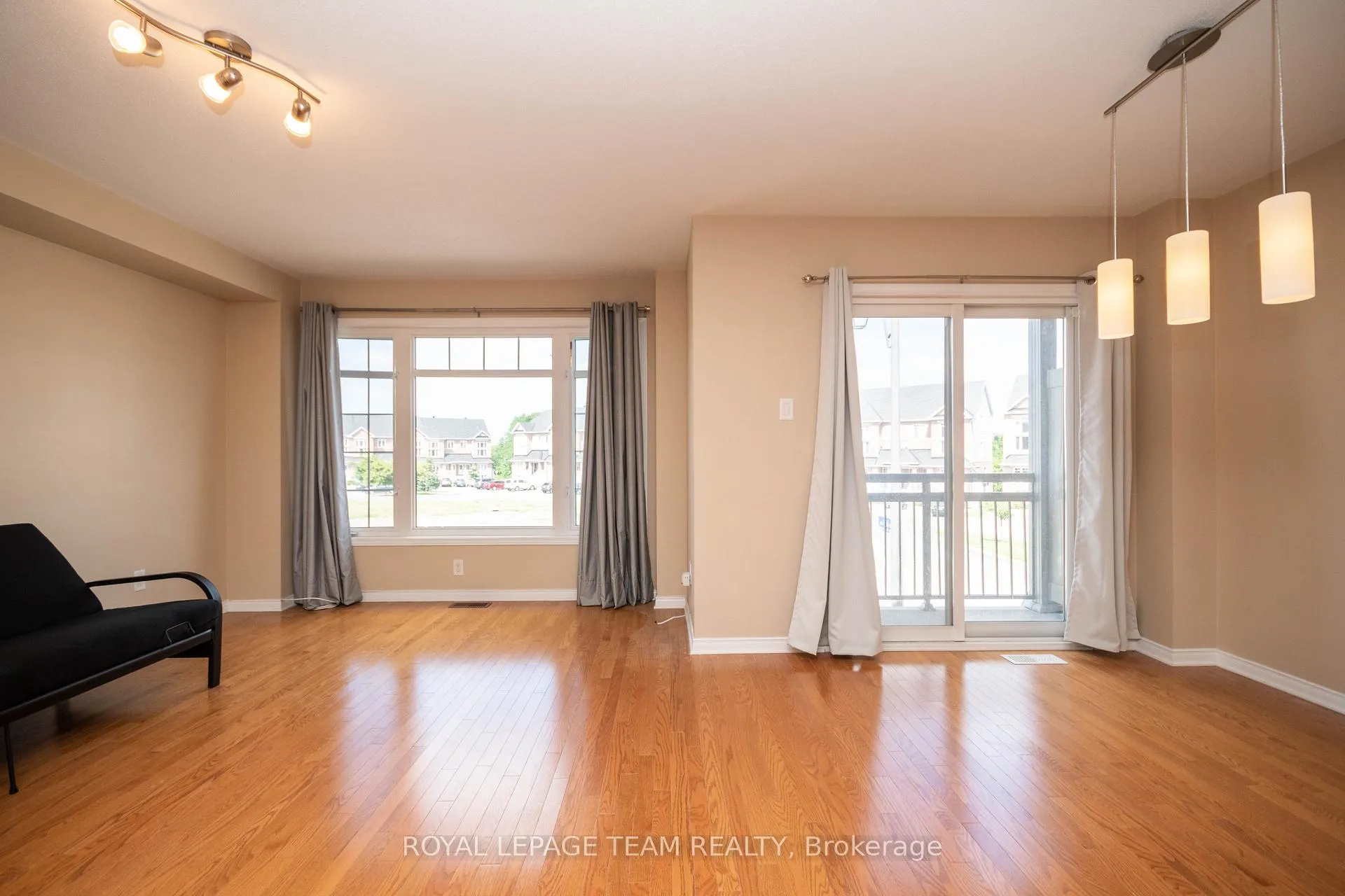 Photo 12 of 304 Citiplace Drive, Ottawa, Merivale Industrial Park/Citiplace — HOMEH