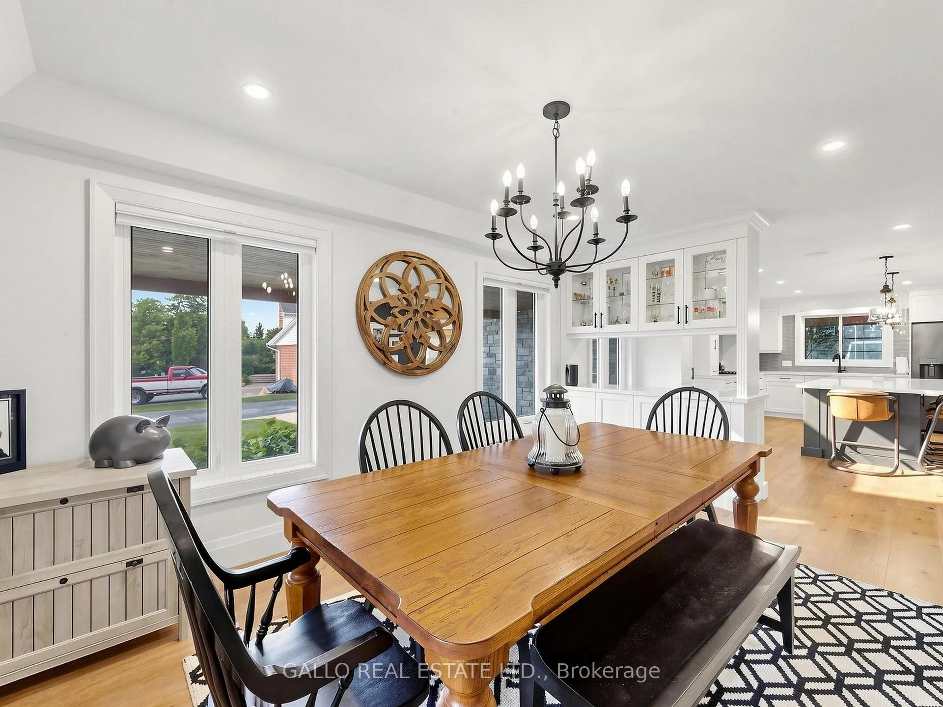 Photo 10 of 35 Campbell Drive, Uxbridge — HOMEH