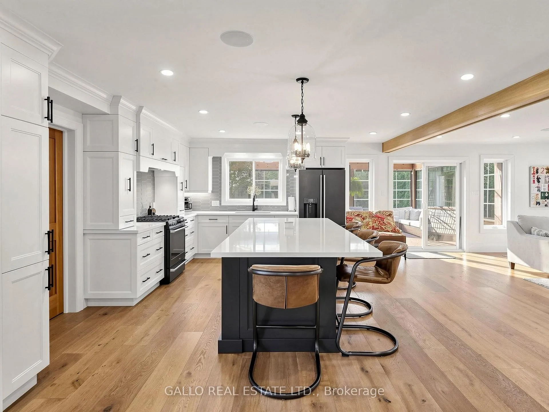 Photo 14 of 35 Campbell Drive, Uxbridge — HOMEH