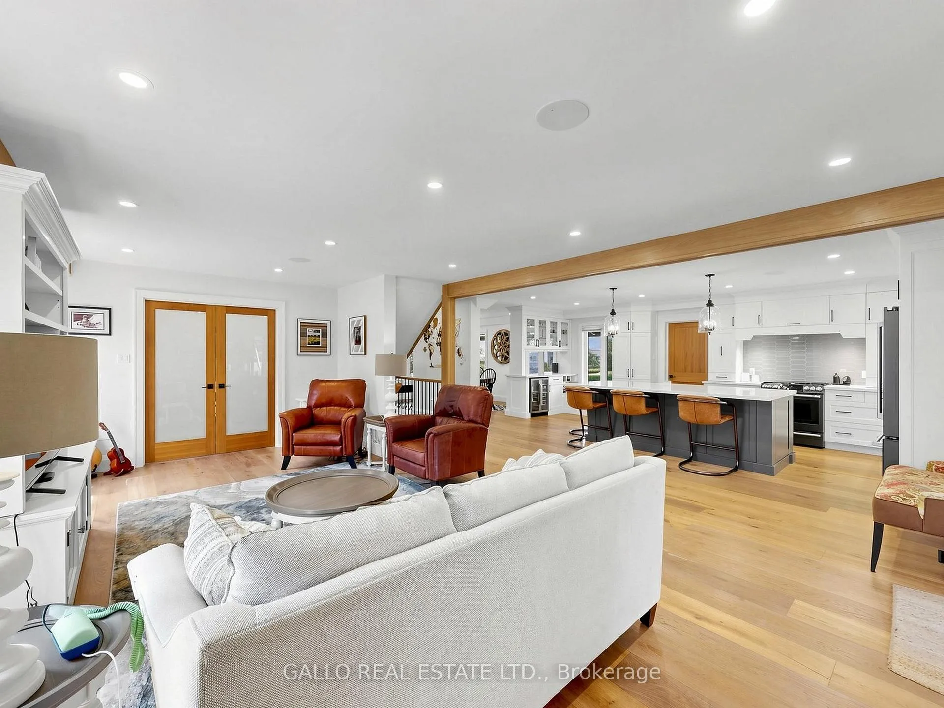 Photo 19 of 35 Campbell Drive, Uxbridge — HOMEH