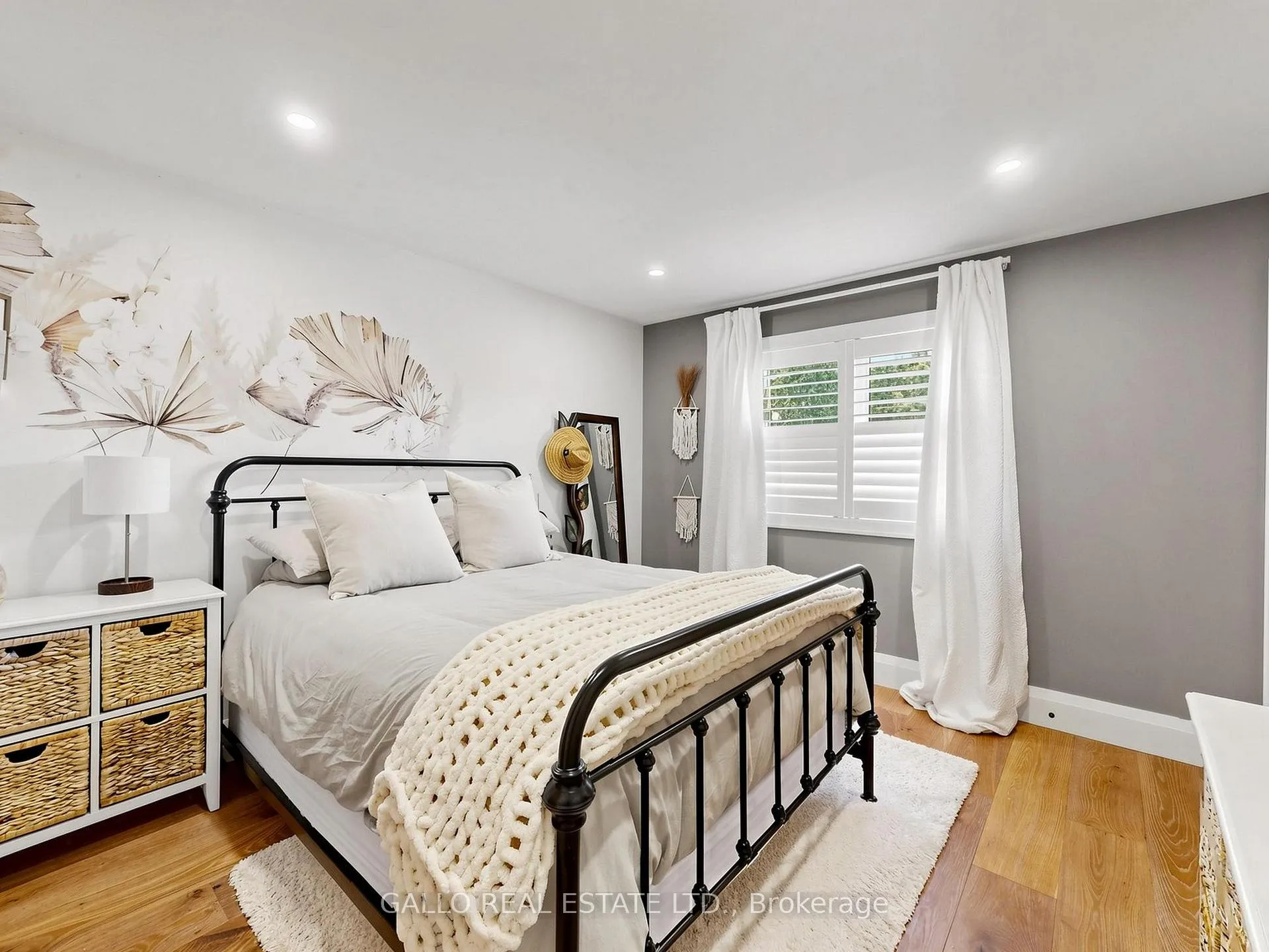 Photo 31 of 35 Campbell Drive, Uxbridge — HOMEH