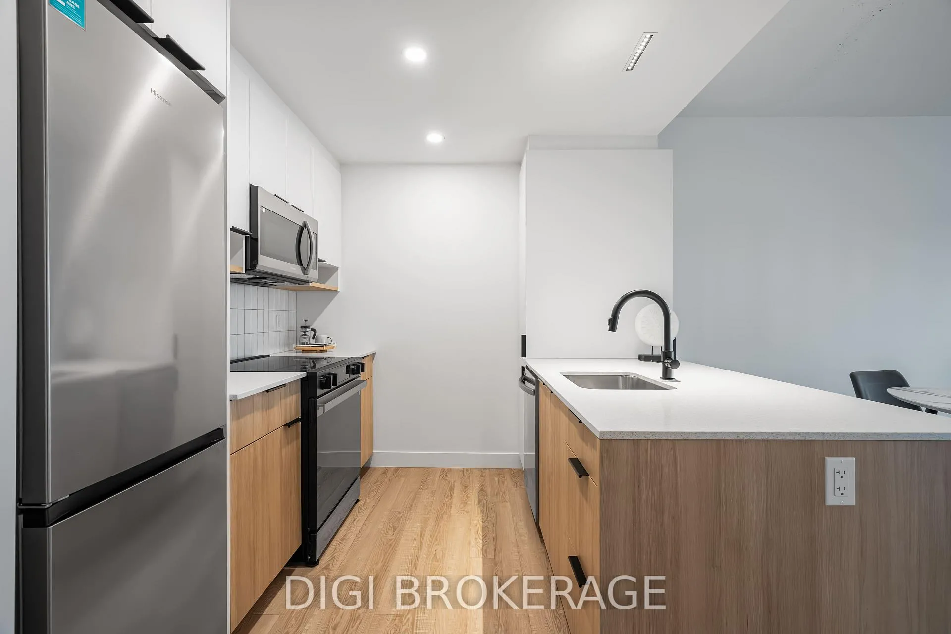 Photo 7 of Unit 305, 1240 Cummings Avenue, Ottawa, Cyrville — HOMEH