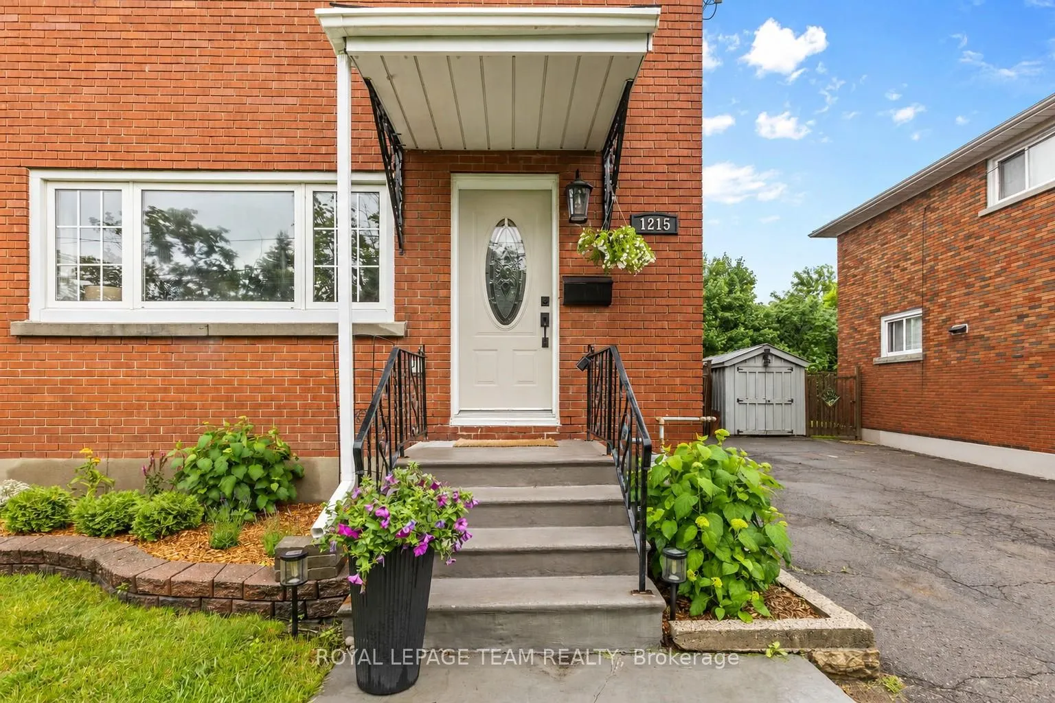 Photo 2 of 1215 Emperor Avenue, Ottawa, Carlington — HOMEH