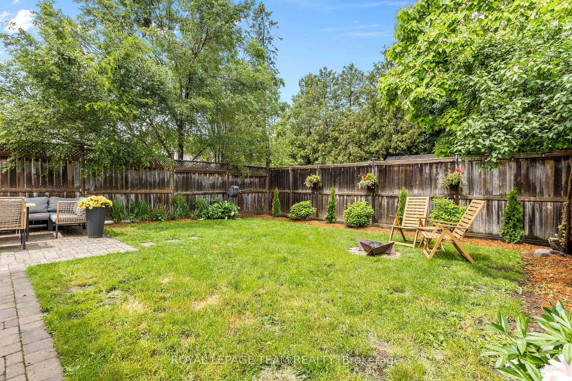 Photo 29 of 1215 Emperor Avenue, Ottawa, Carlington — HOMEH