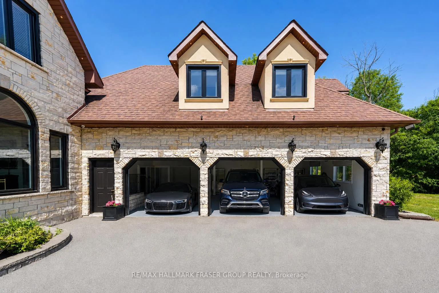Photo 64 of 14 Fielding Court, Ajax, Northwest Ajax — HOMEH