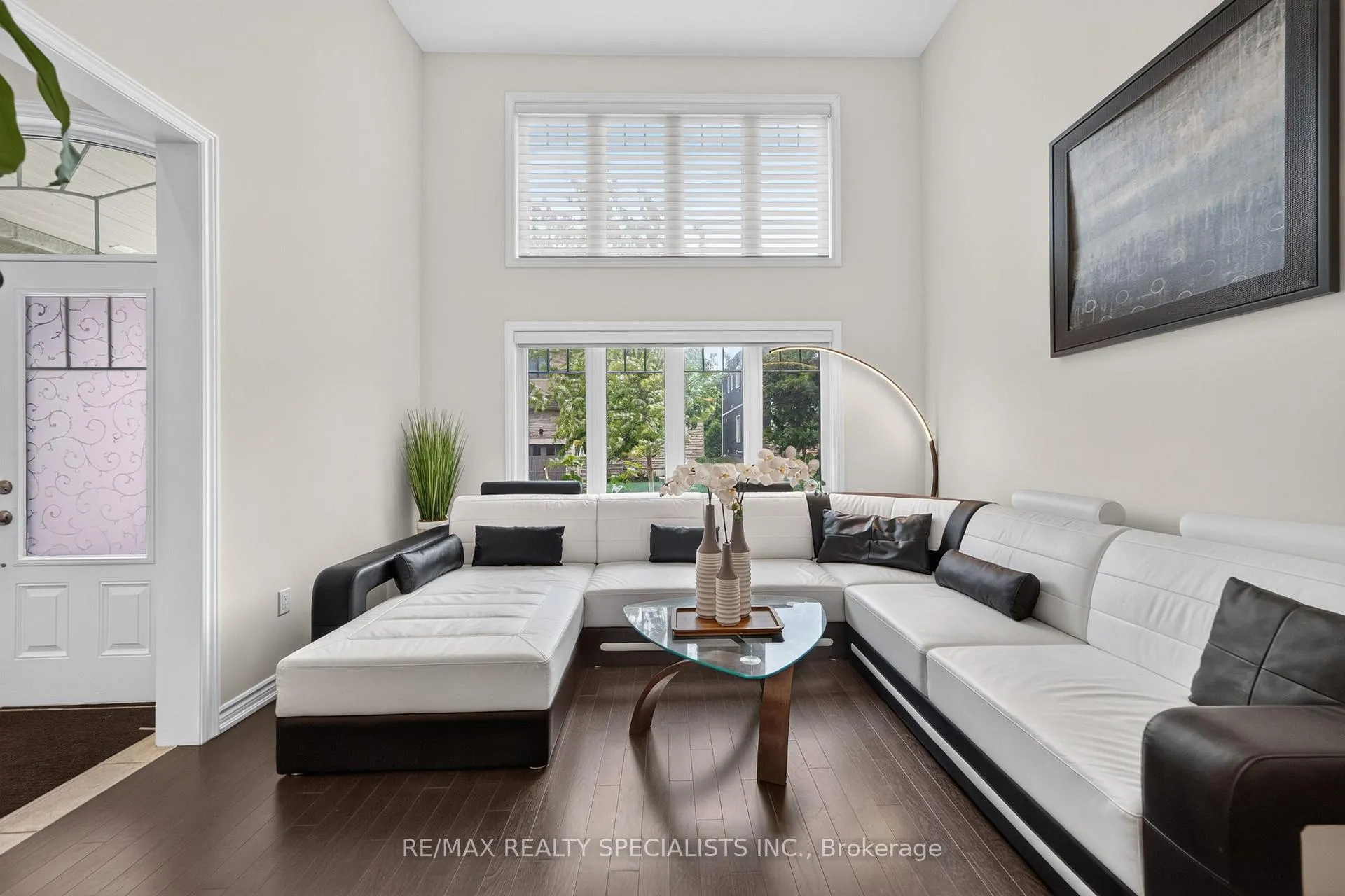 Photo 5 of Unit 11, 30 Emeny Lane, Guelph, Kortright East — HOMEH