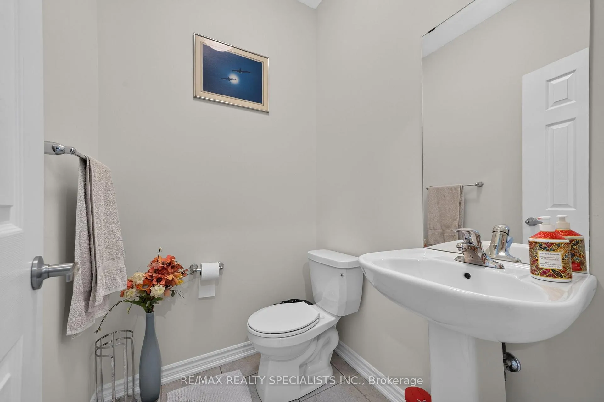 Photo 18 of Unit 11, 30 Emeny Lane, Guelph, Kortright East — HOMEH