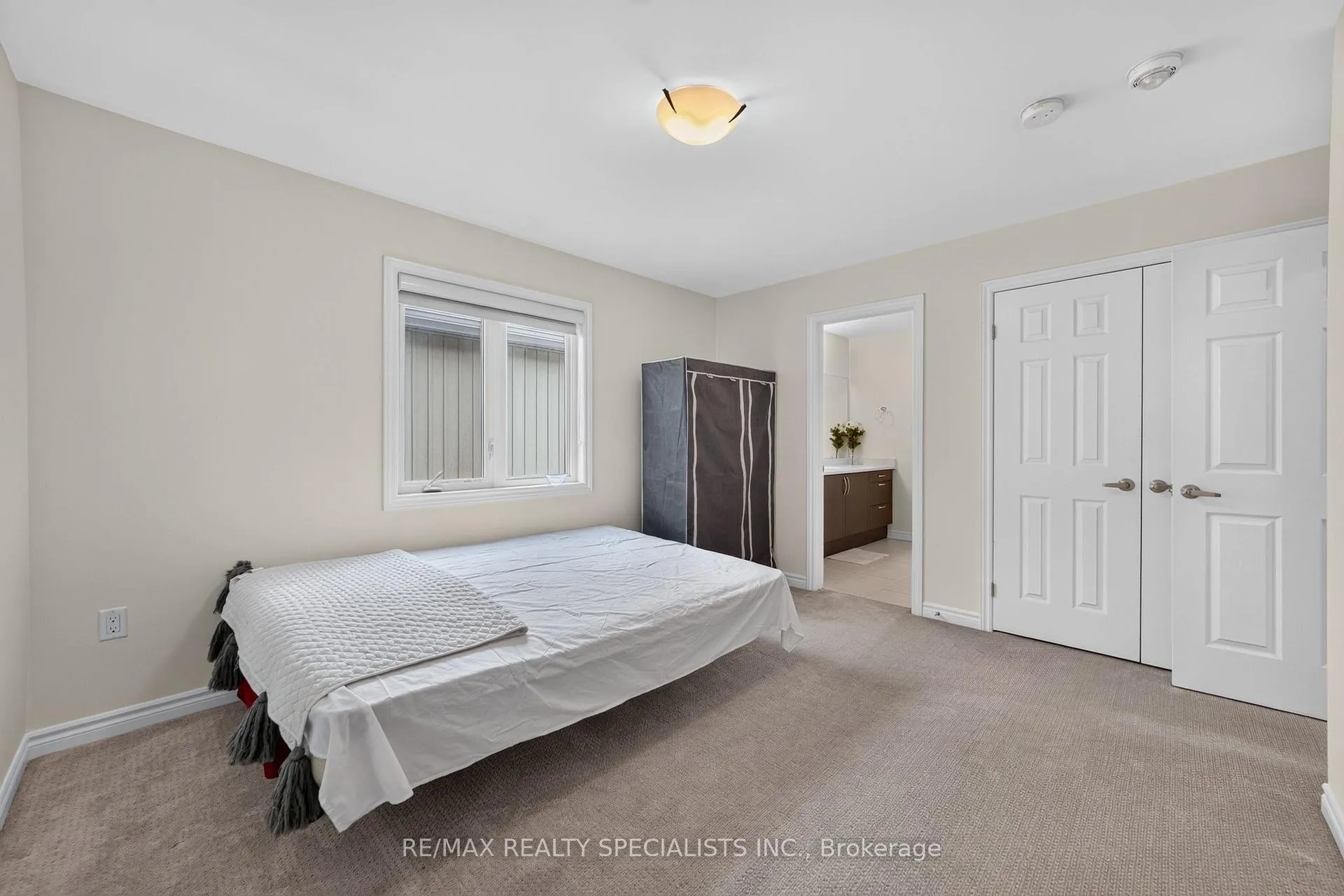 Photo 33 of Unit 11, 30 Emeny Lane, Guelph, Kortright East — HOMEH
