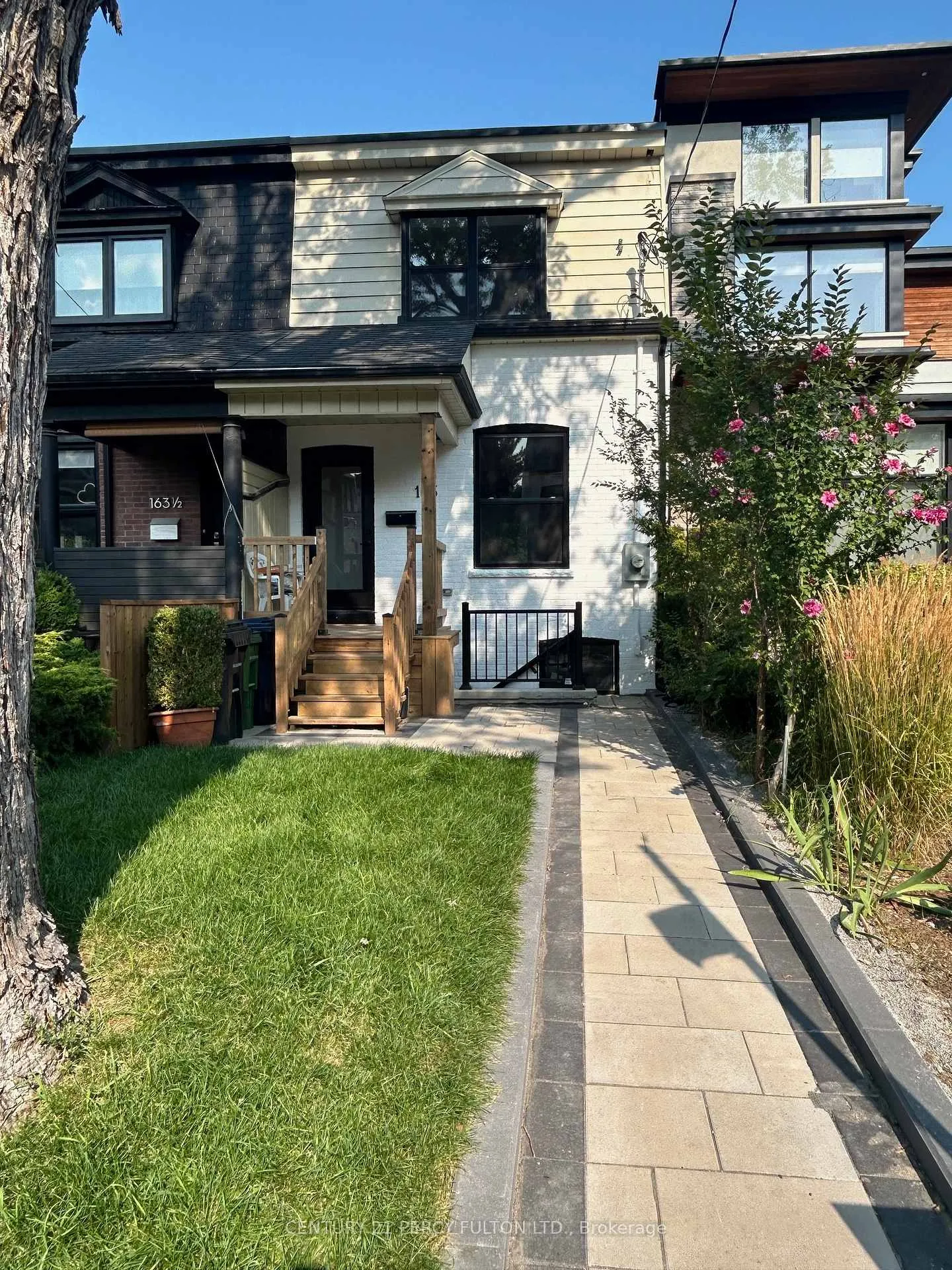 Photo 1 of Unit Unit 2, 163 Hampton Avenue E, Toronto, North Riverdale — HOMEH