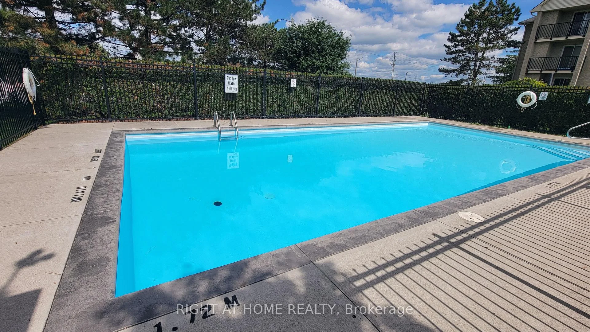 Photo 14 of Unit 108, 733 Deveron Crescent, London, South T — HOMEH