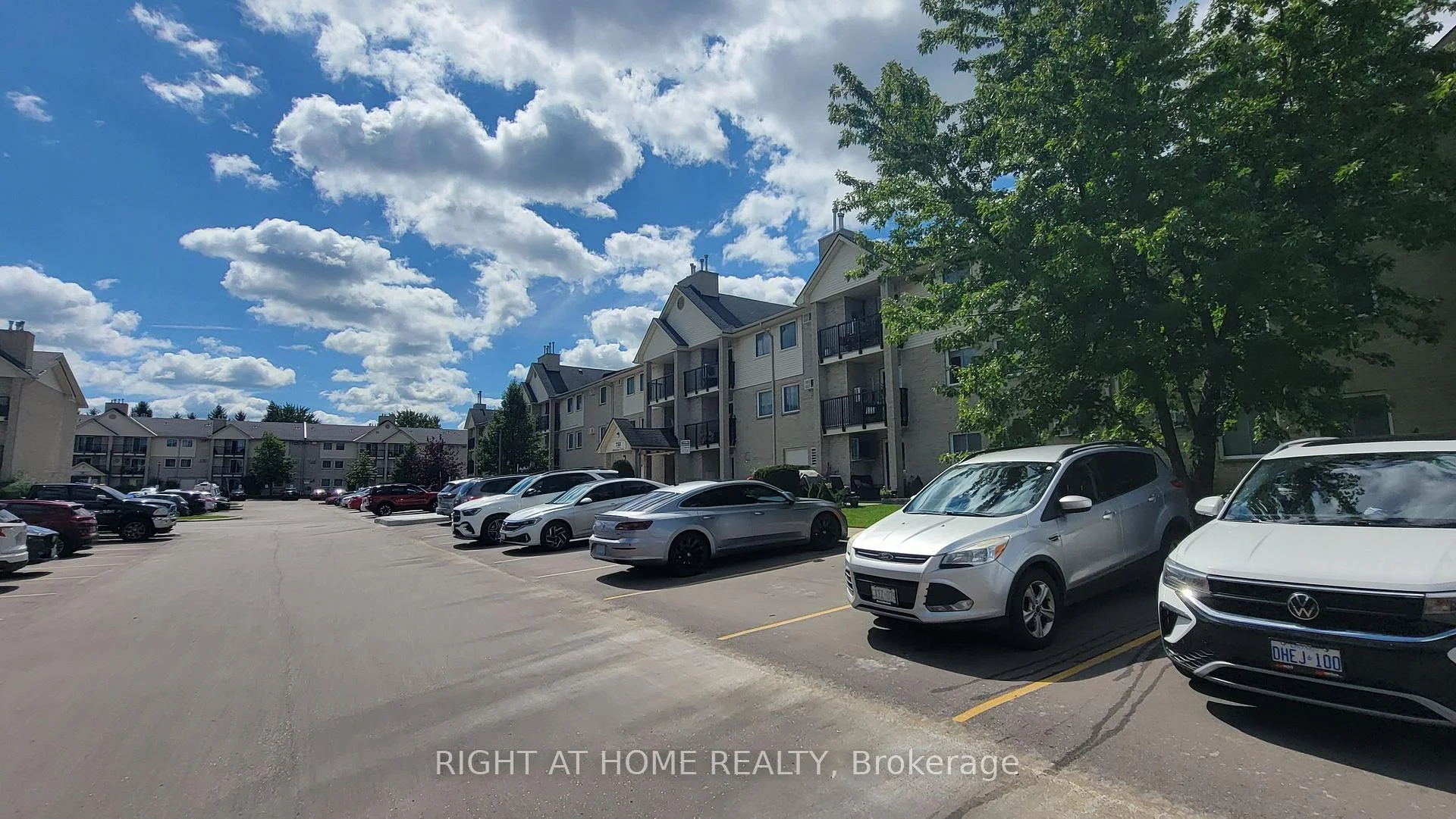 Photo of Unit 108, 733 Deveron Crescent