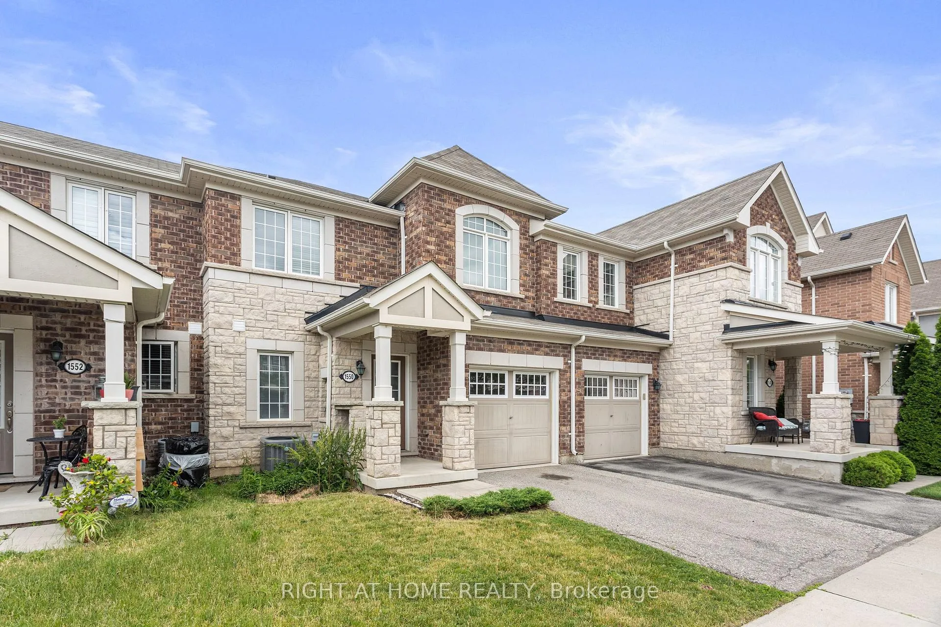 Photo 3 of 1550 Gainer Crescent, Milton, Clarke — HOMEH