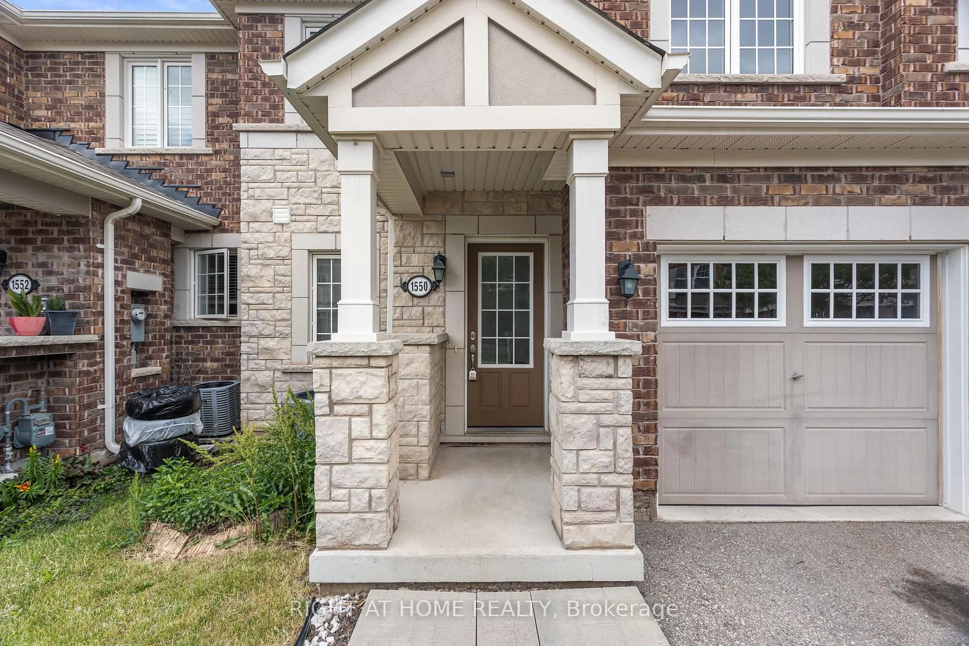 Photo 5 of 1550 Gainer Crescent, Milton, Clarke — HOMEH