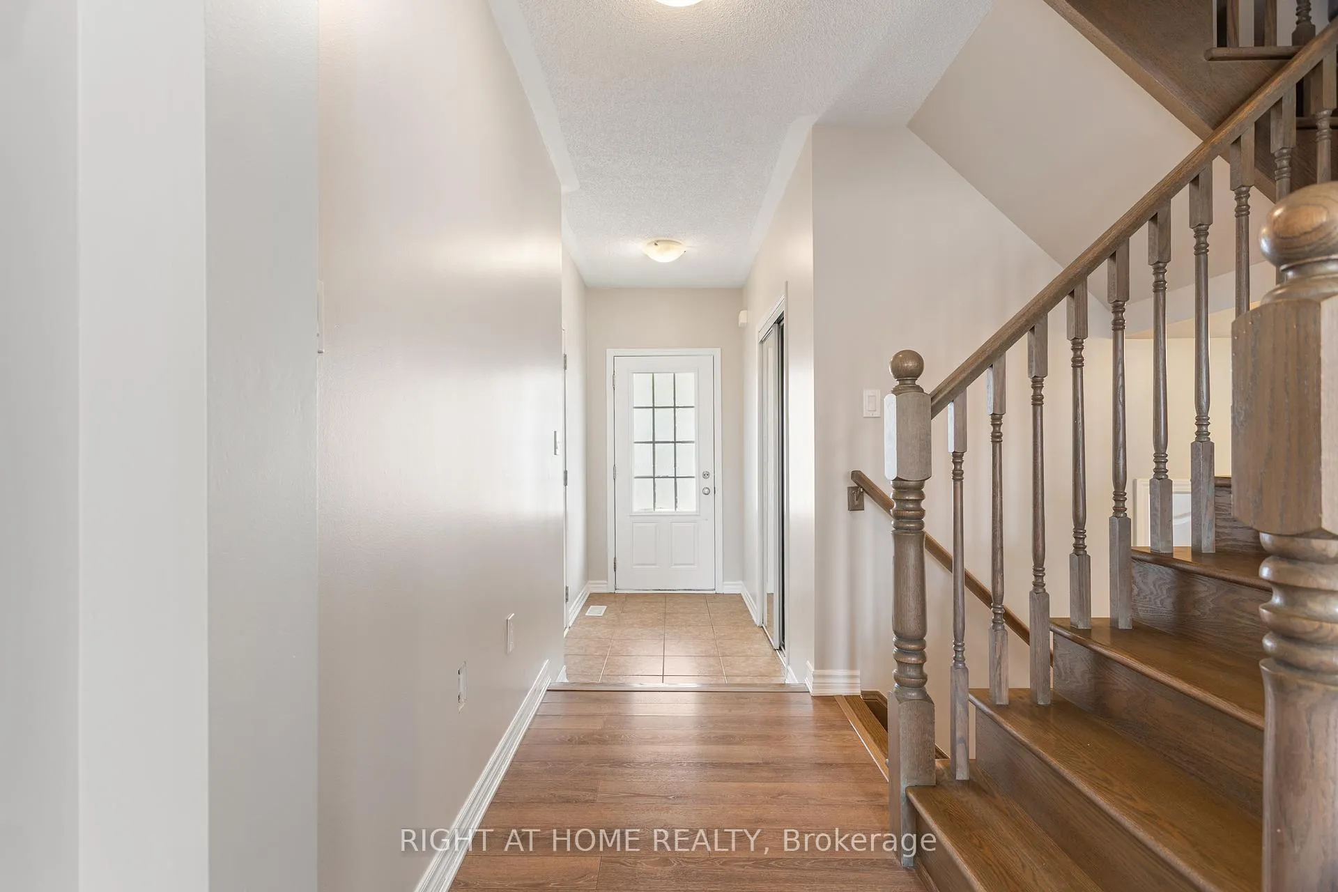 Photo 10 of 1550 Gainer Crescent, Milton, Clarke — HOMEH