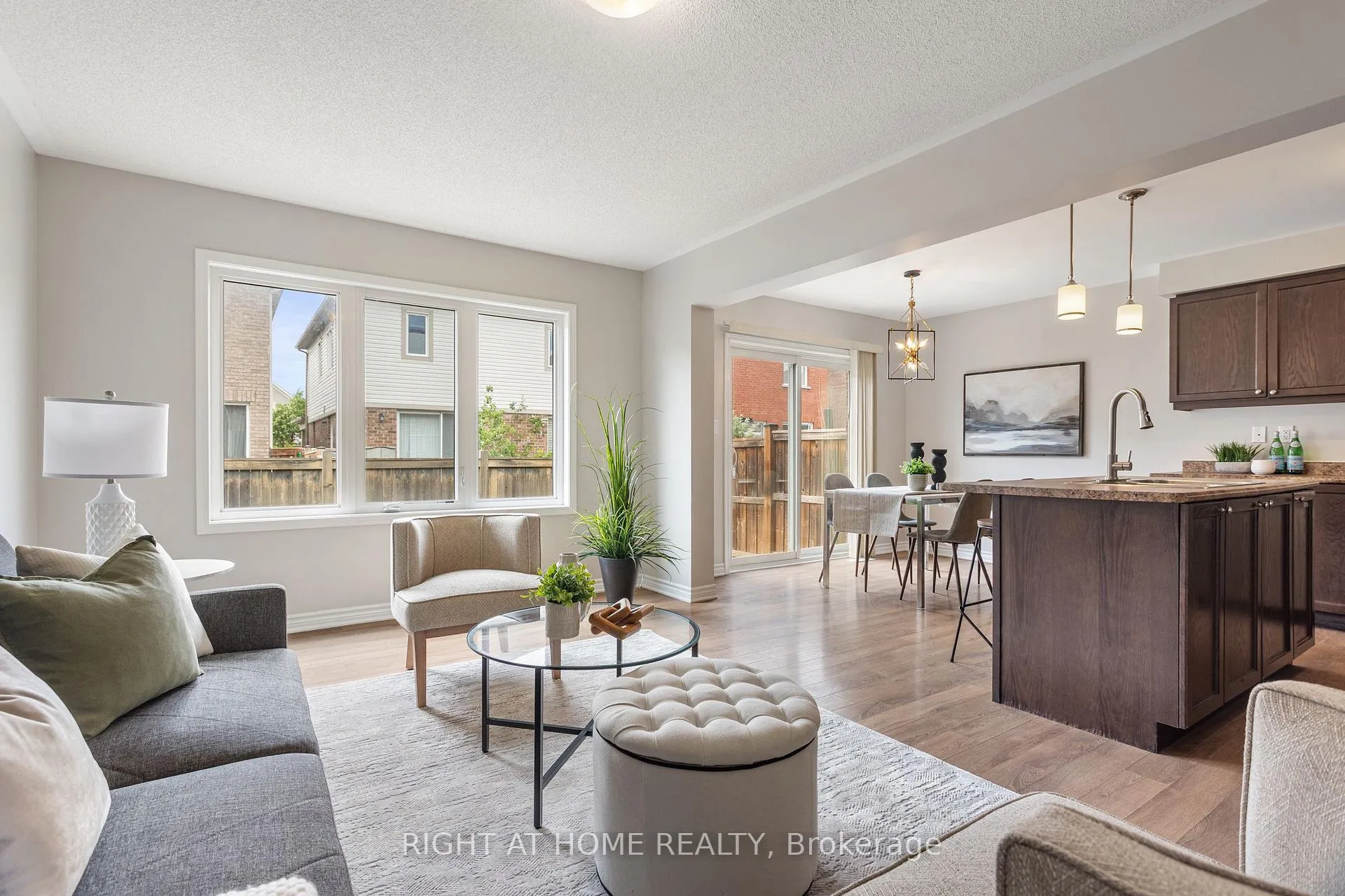 Photo 14 of 1550 Gainer Crescent, Milton, Clarke — HOMEH