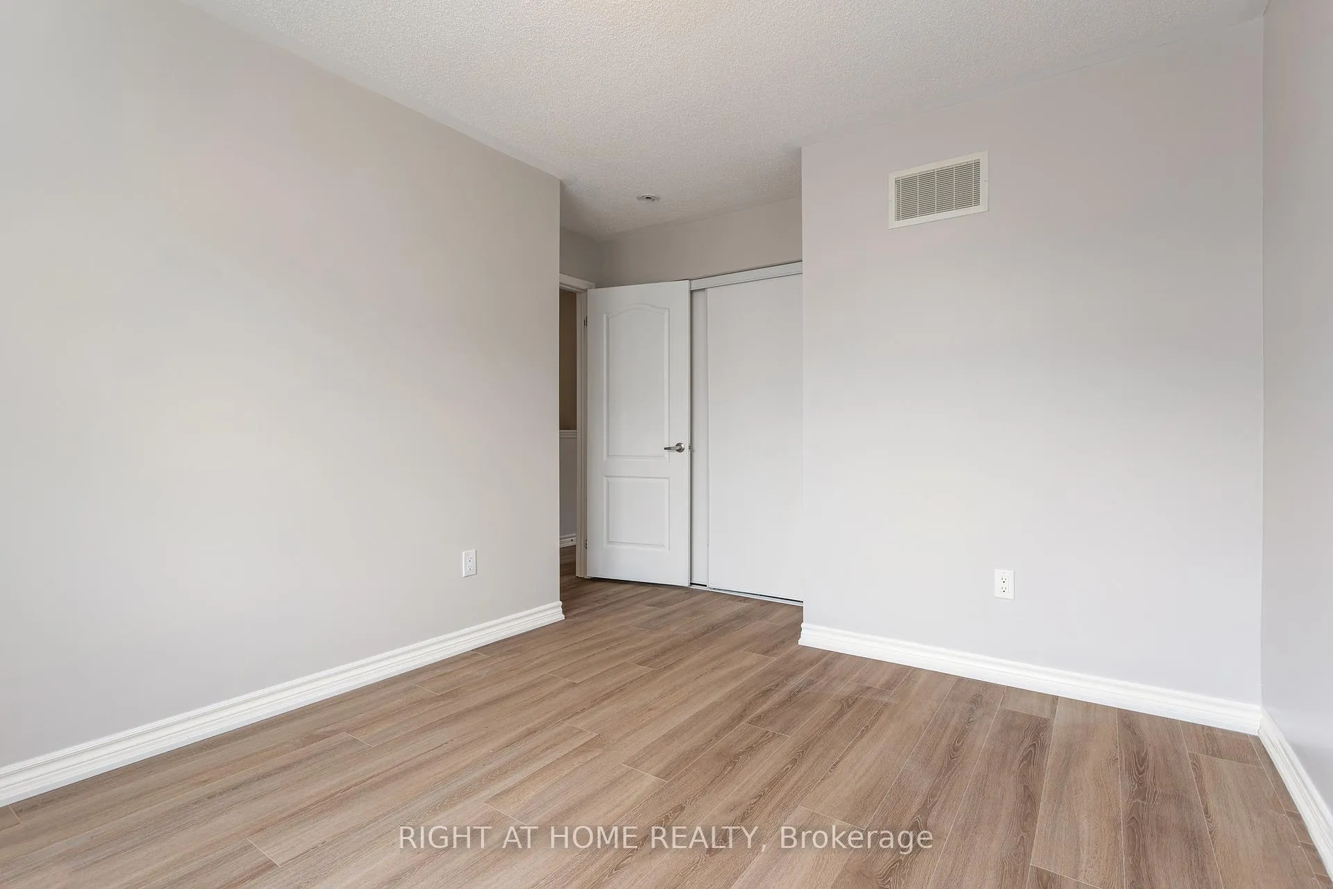 Photo 45 of 1550 Gainer Crescent, Milton, Clarke — HOMEH