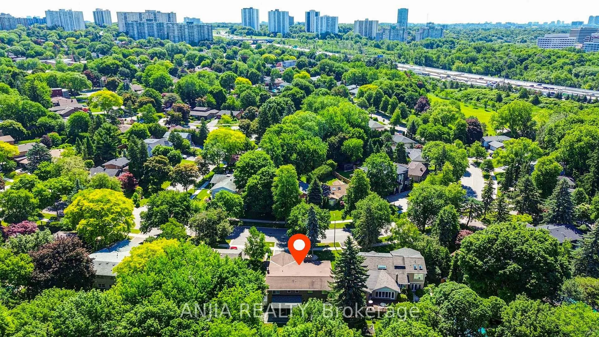 Photo 3 of 8 George Henry Boulevard, North York, Henry Farm — HOMEH