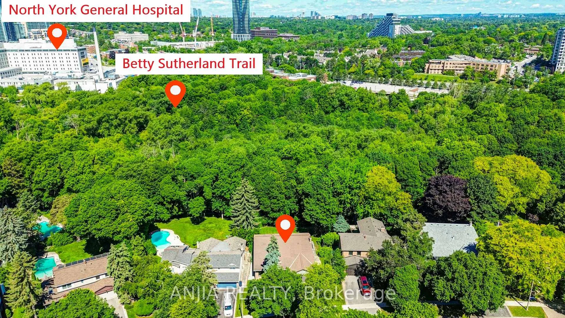 Photo 5 of 8 George Henry Boulevard, North York, Henry Farm — HOMEH