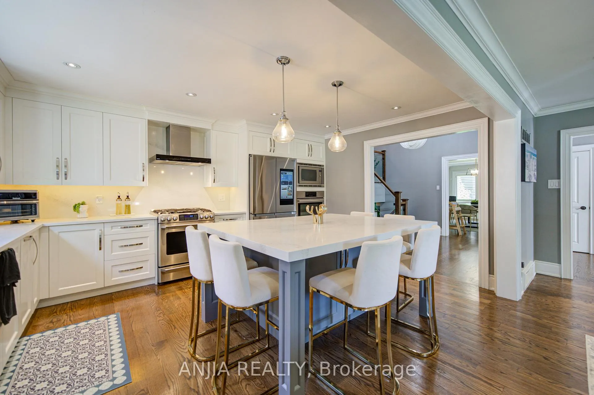 Photo 14 of 8 George Henry Boulevard, North York, Henry Farm — HOMEH