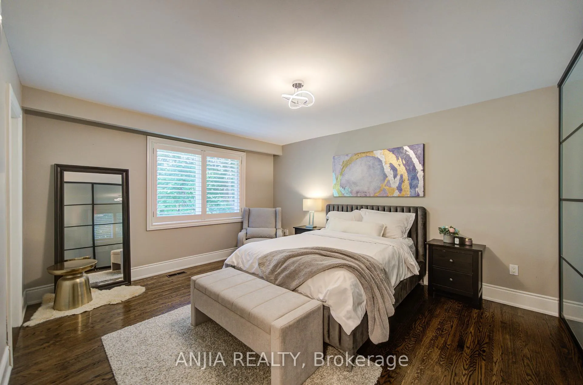 Photo 23 of 8 George Henry Boulevard, North York, Henry Farm — HOMEH