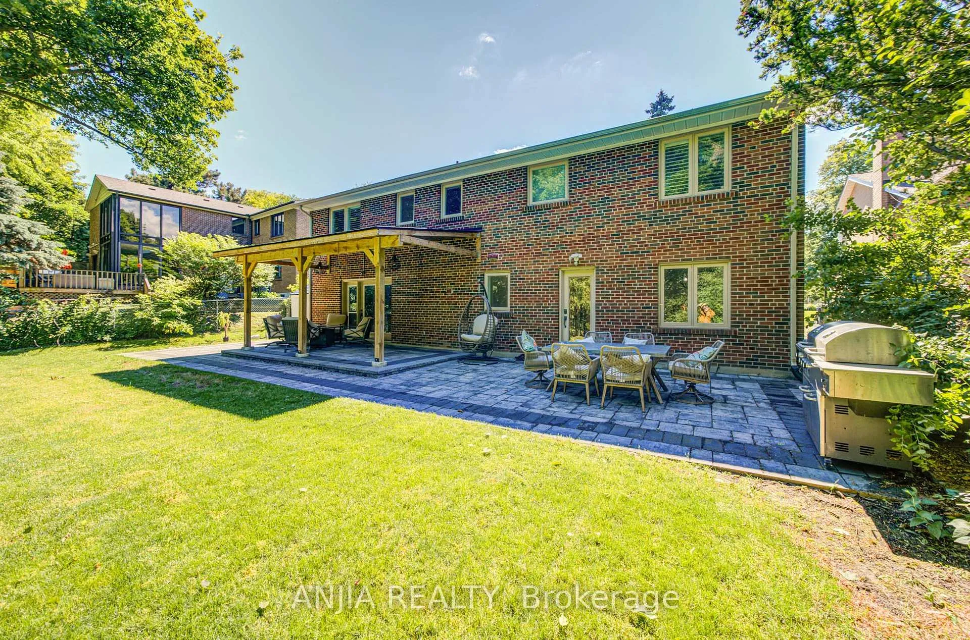Photo 49 of 8 George Henry Boulevard, North York, Henry Farm — HOMEH