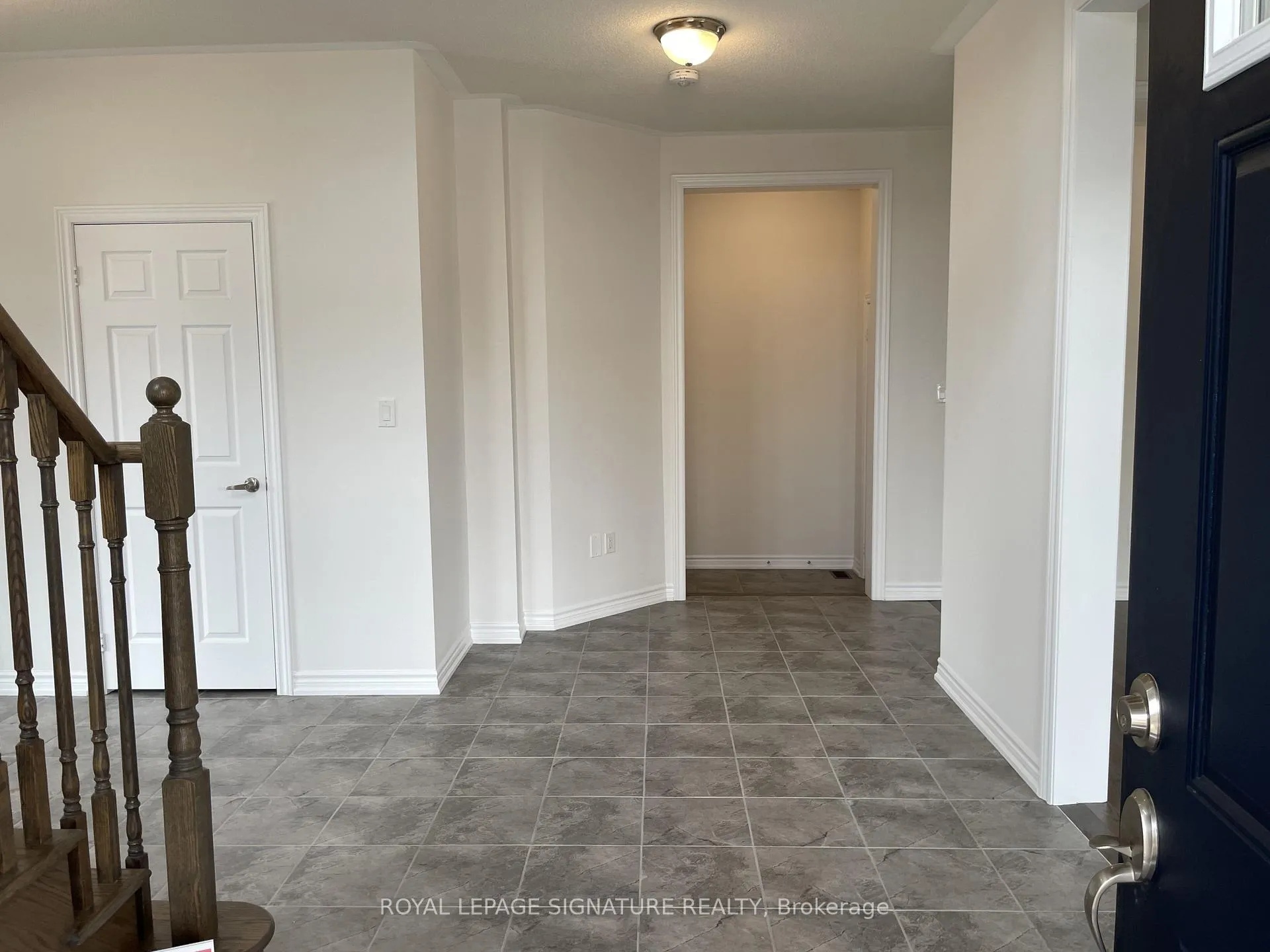 Photo 5 of 31 Royal Fern Crescent, Caledon, Rural Caledon — HOMEH