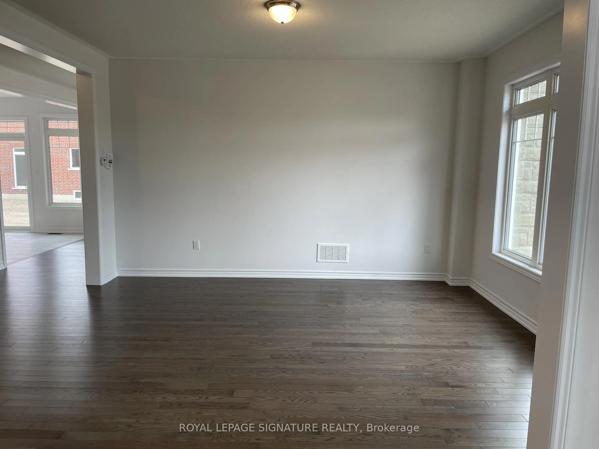 Photo 6 of 31 Royal Fern Crescent, Caledon, Rural Caledon — HOMEH