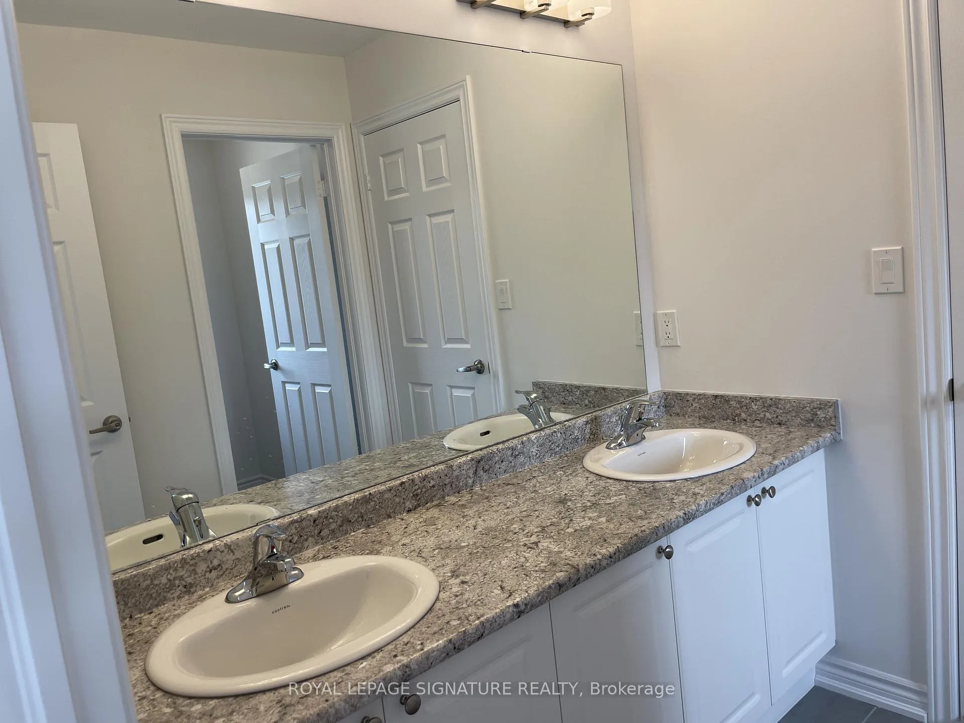 Photo 16 of 31 Royal Fern Crescent, Caledon, Rural Caledon — HOMEH
