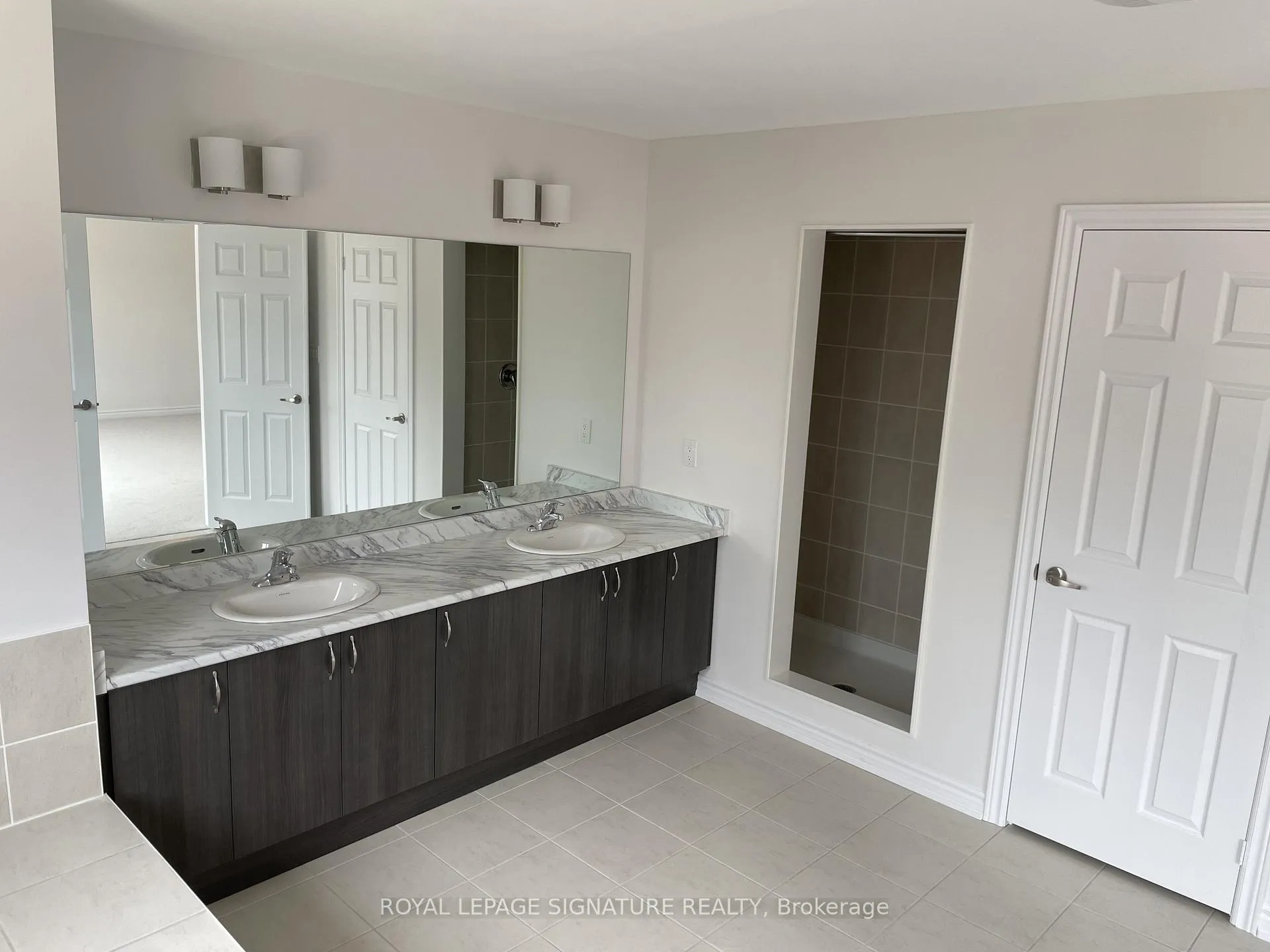 Photo 19 of 31 Royal Fern Crescent, Caledon, Rural Caledon — HOMEH