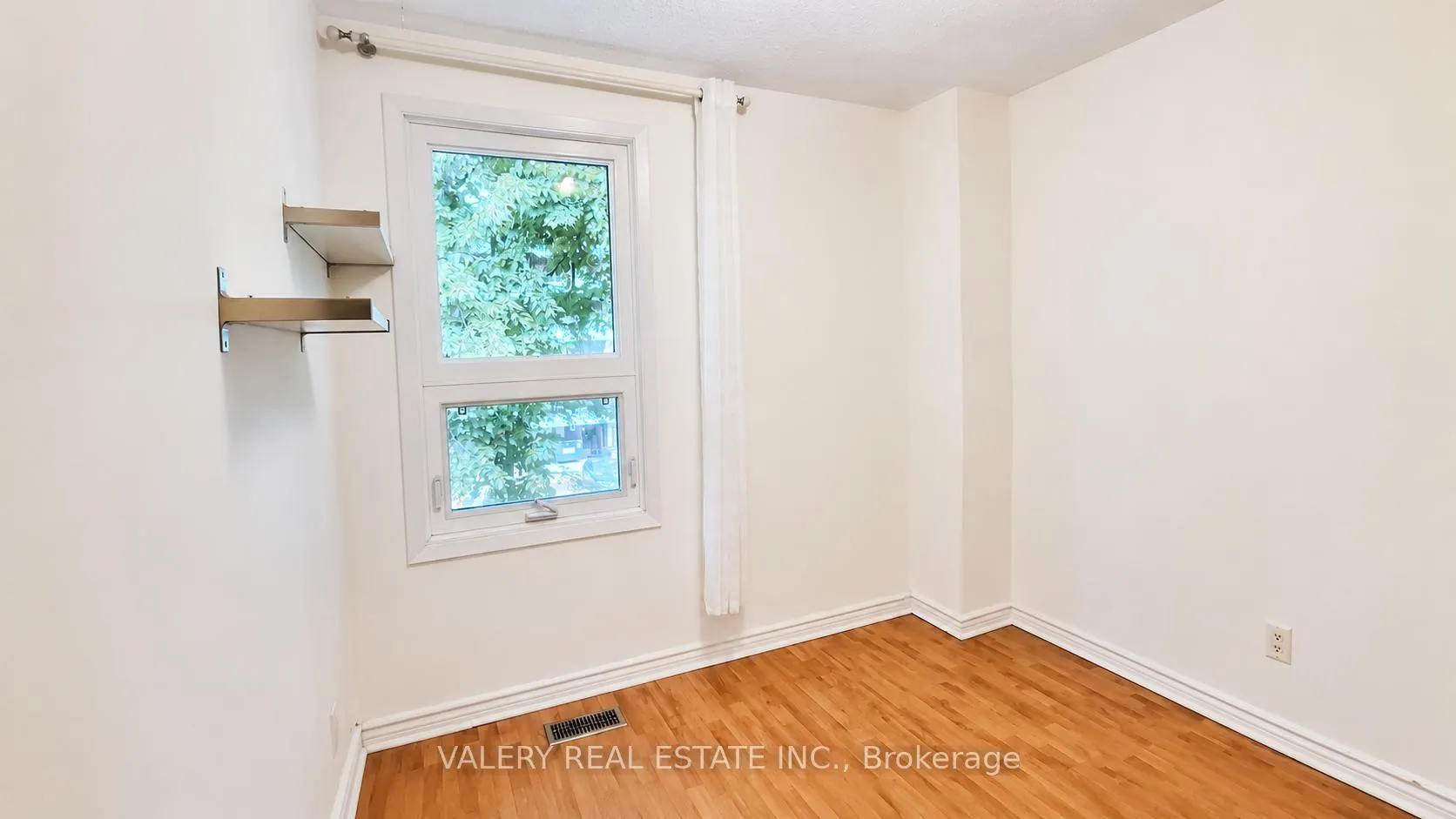 Photo 12 of Unit 24, 2359 Birchmount Road, Scarborough, Tam O'Shanter-Sullivan — HOMEH