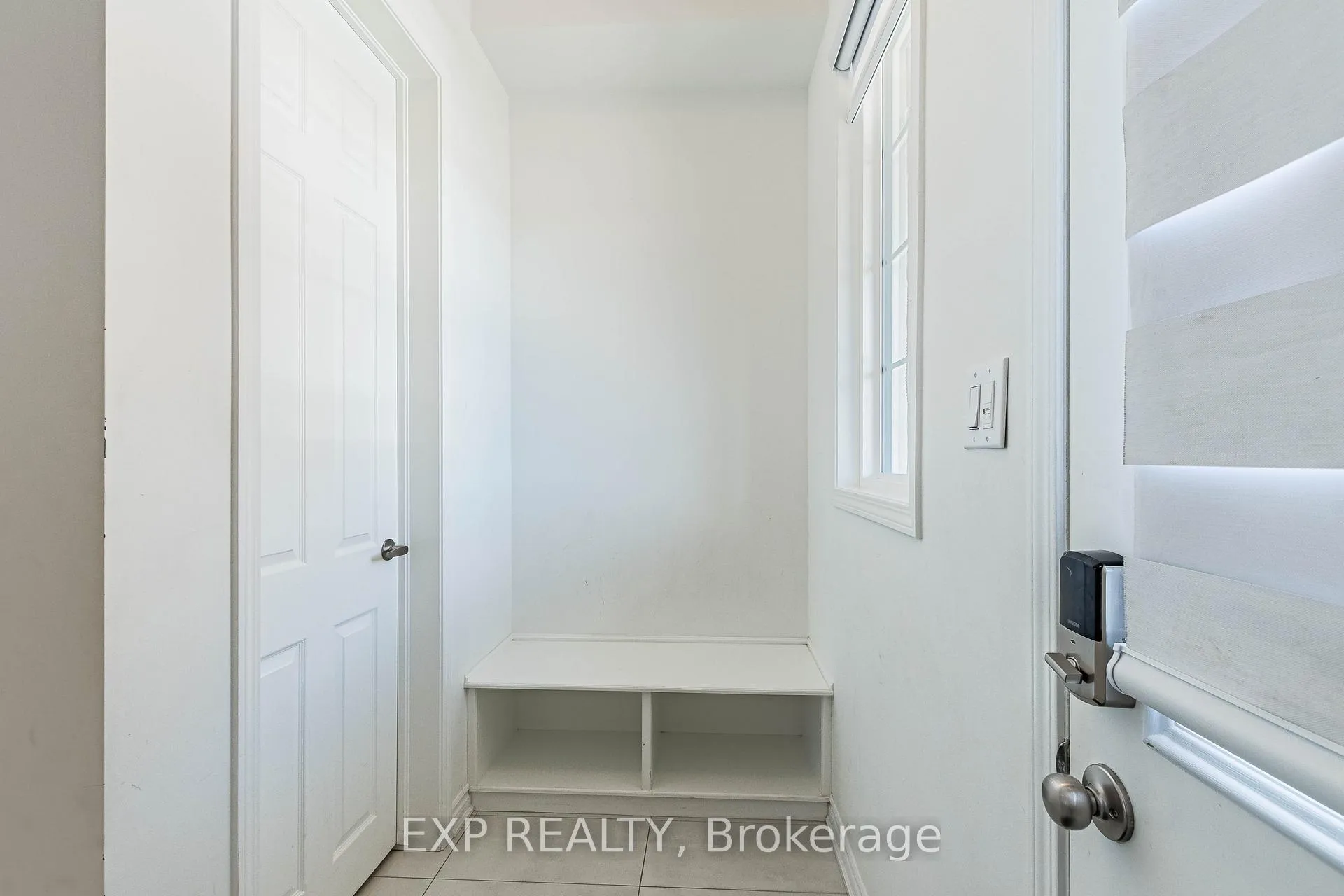 Photo 3 of Unit 15, 1257 Ferguson Drive, Milton, Bowes — HOMEH