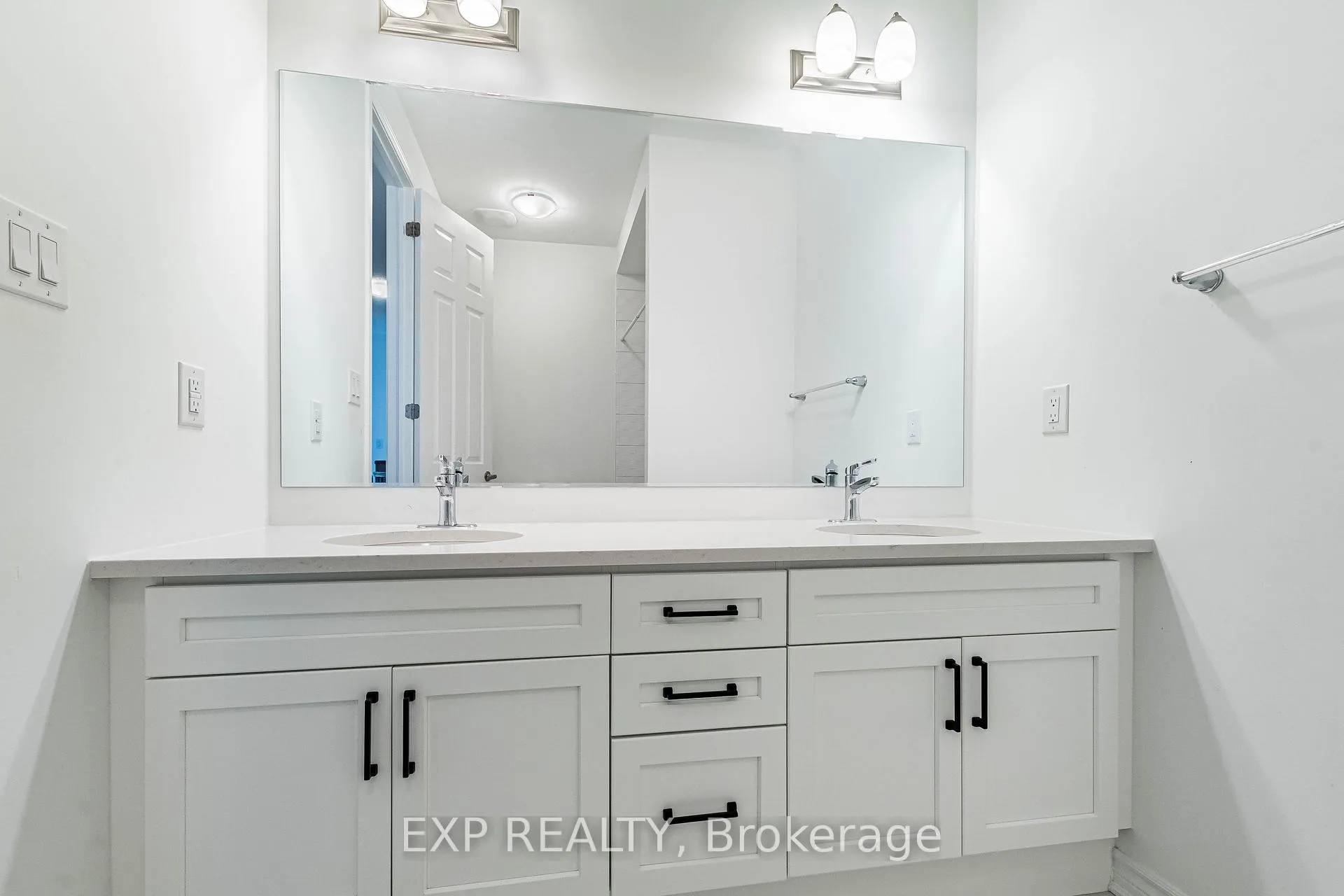 Photo 32 of Unit 15, 1257 Ferguson Drive, Milton, Bowes — HOMEH