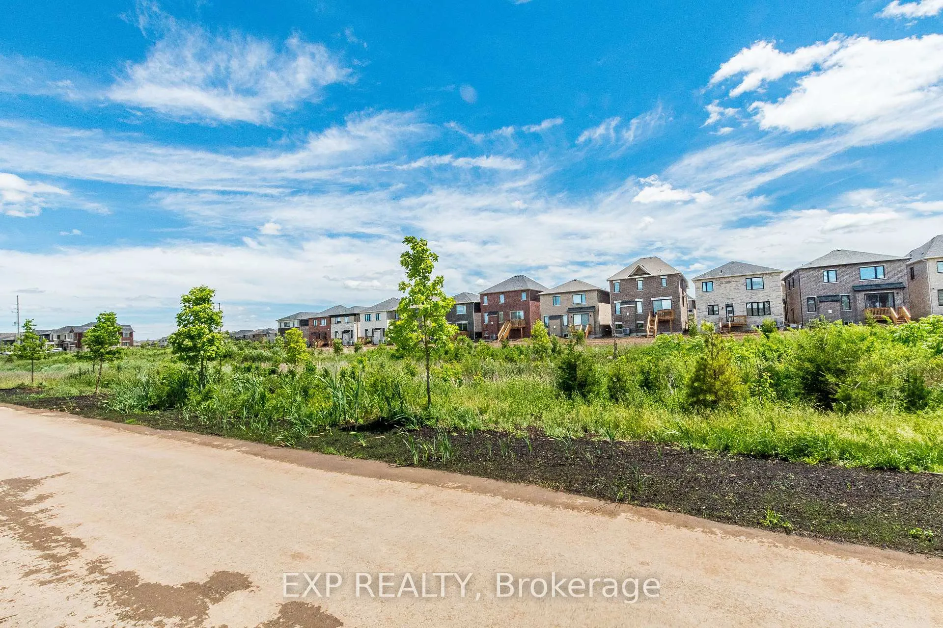 Photo 38 of Unit 15, 1257 Ferguson Drive, Milton, Bowes — HOMEH