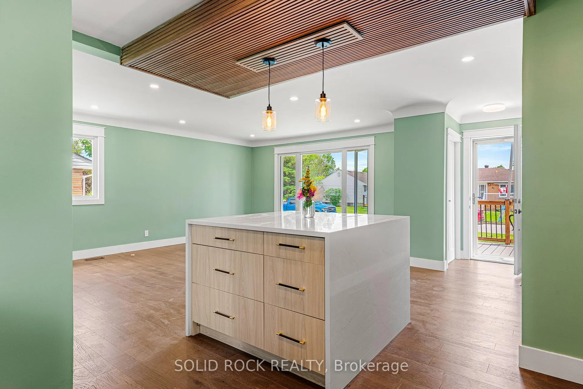 Photo 8 of 56 Bramshot Avenue, Brockville, Brockville — HOMEH