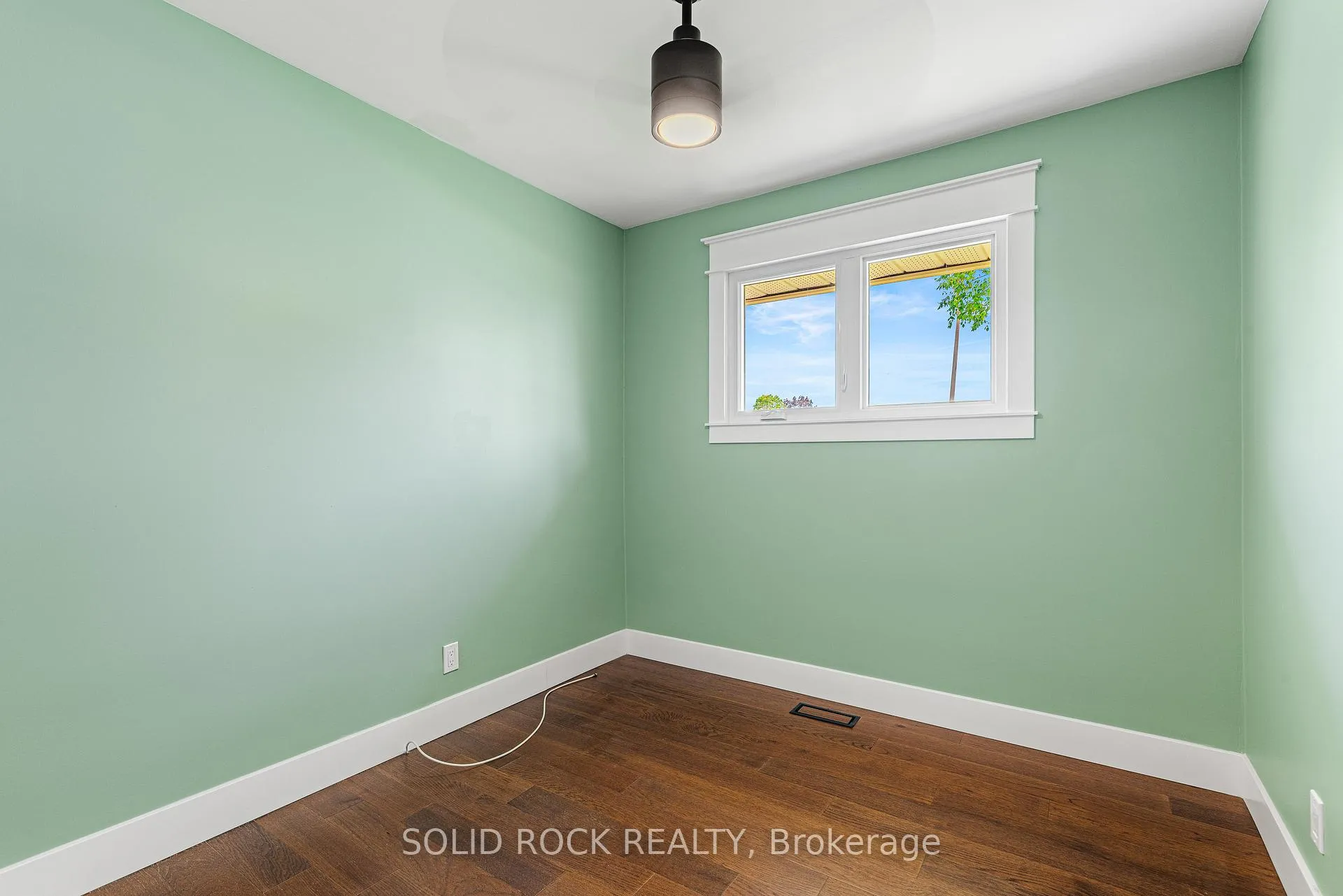 Photo 14 of 56 Bramshot Avenue, Brockville, Brockville — HOMEH