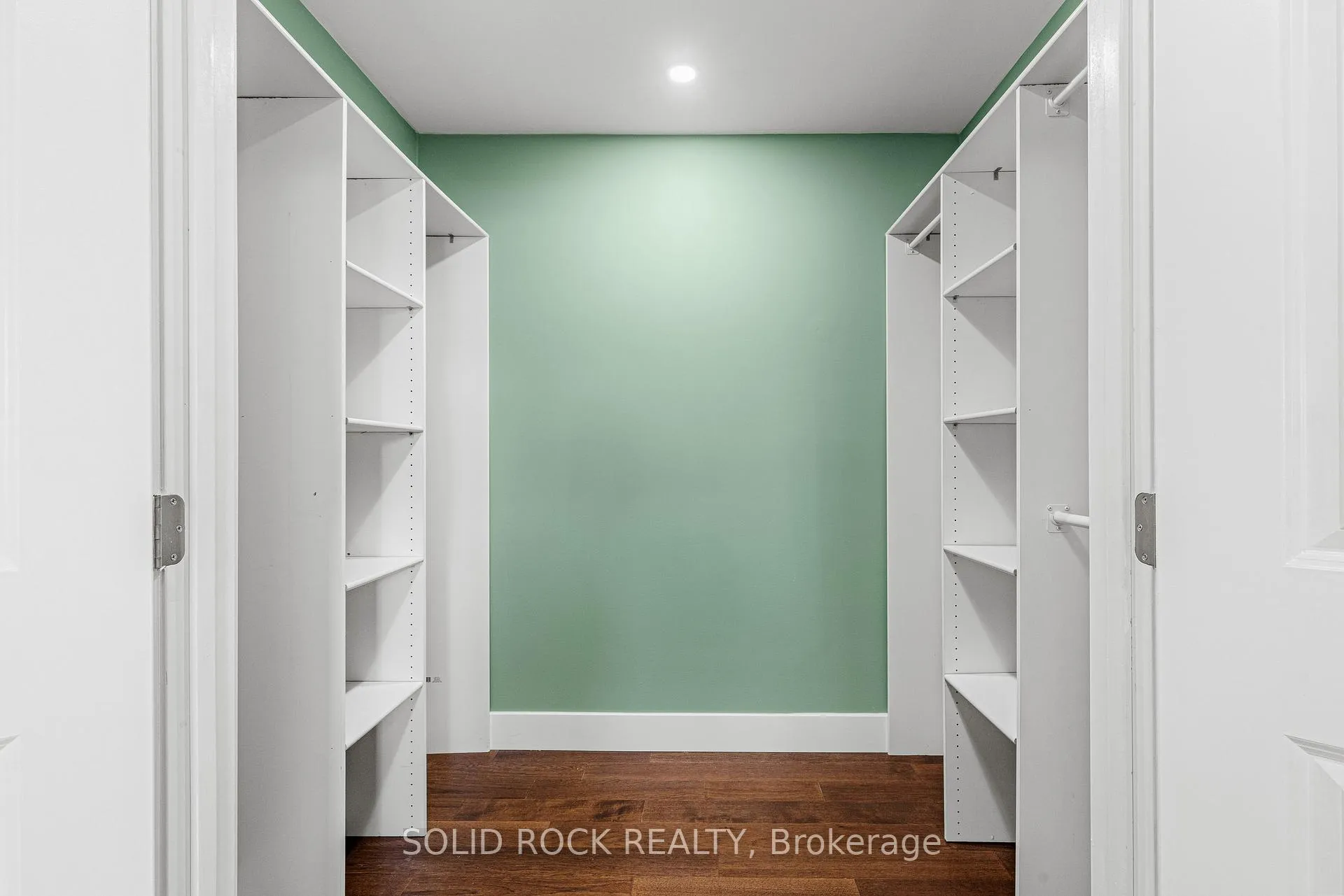Photo 17 of 56 Bramshot Avenue, Brockville, Brockville — HOMEH
