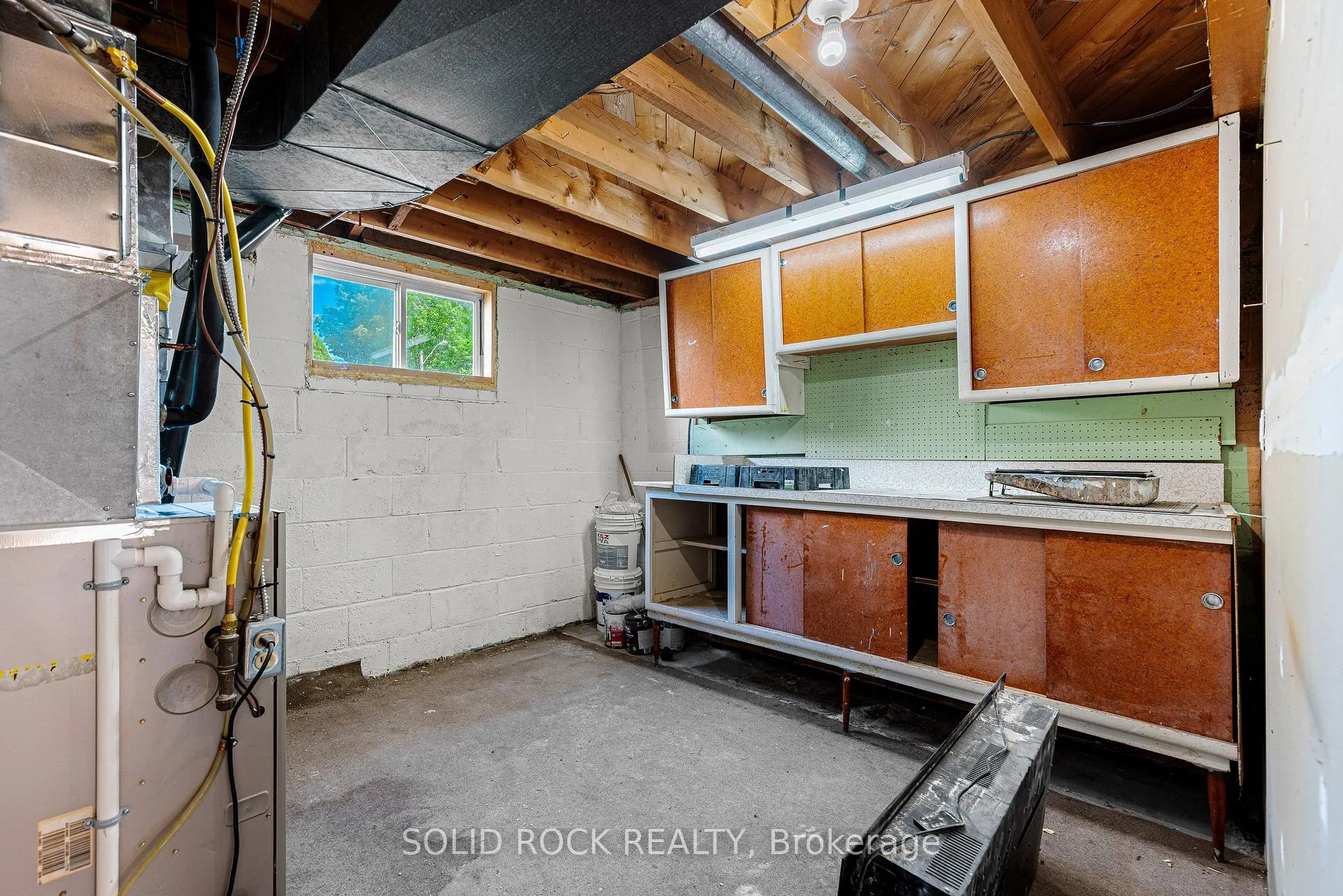 Photo 23 of 56 Bramshot Avenue, Brockville, Brockville — HOMEH