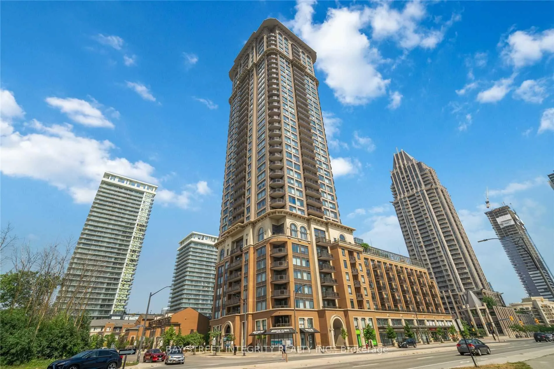 Front of Unit 1511, 385 Prince Of Wales Drive
