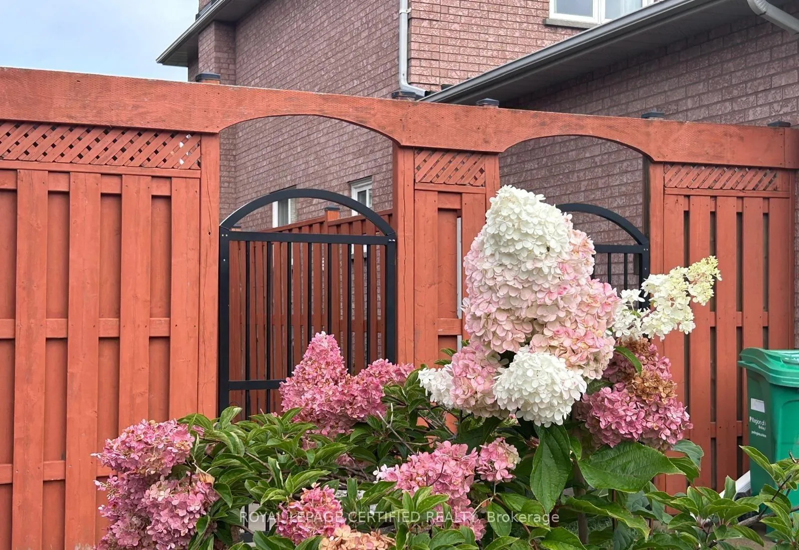 Photo 3 of Unit Bsmt, 961 Stargazer Drive, Mississauga, East Credit — HOMEH