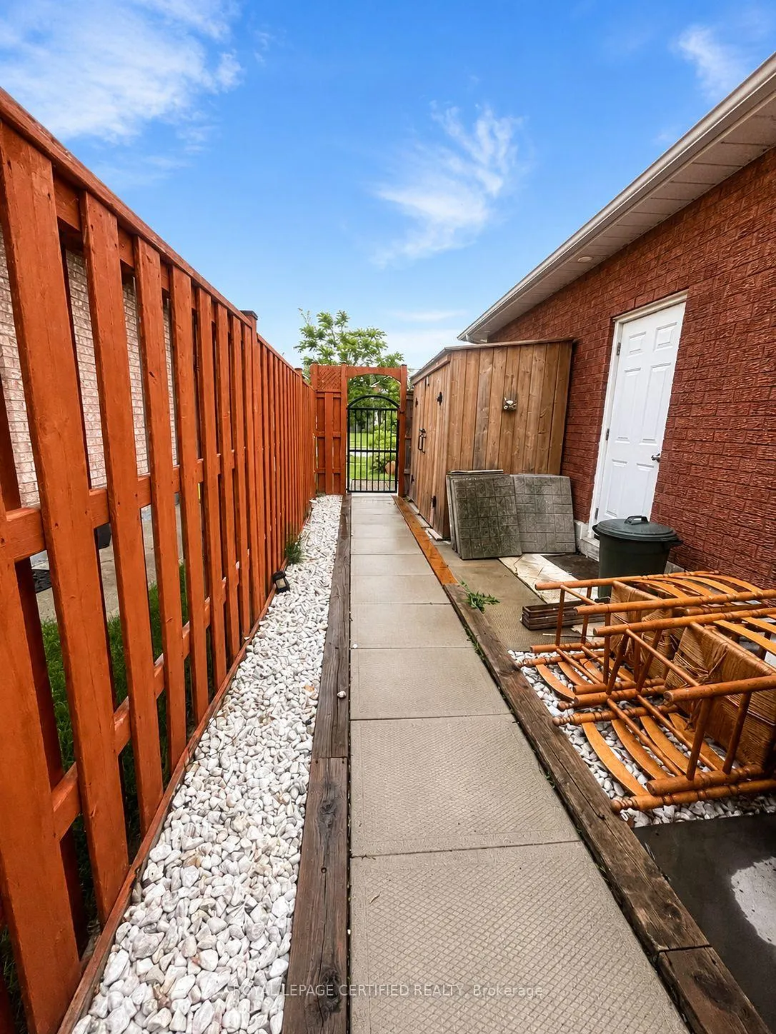 Photo 6 of Unit Bsmt, 961 Stargazer Drive, Mississauga, East Credit — HOMEH