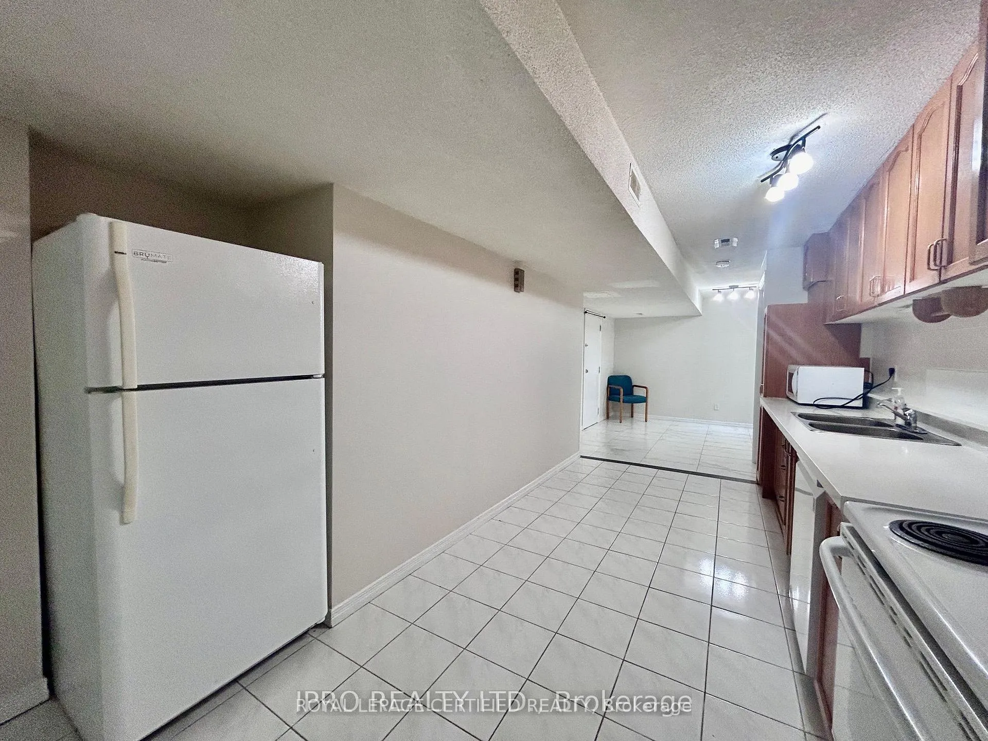 Photo 9 of Unit Bsmt, 961 Stargazer Drive, Mississauga, East Credit — HOMEH
