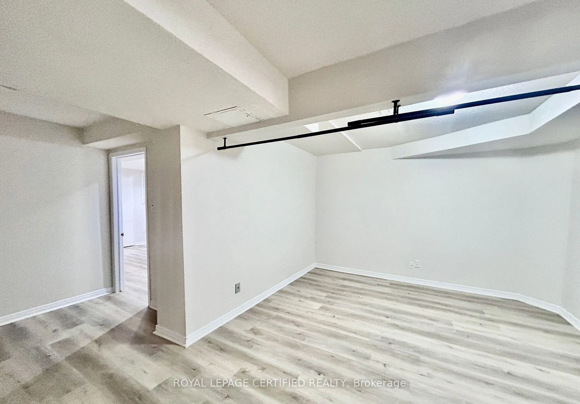 Photo 13 of Unit Bsmt, 961 Stargazer Drive, Mississauga, East Credit — HOMEH